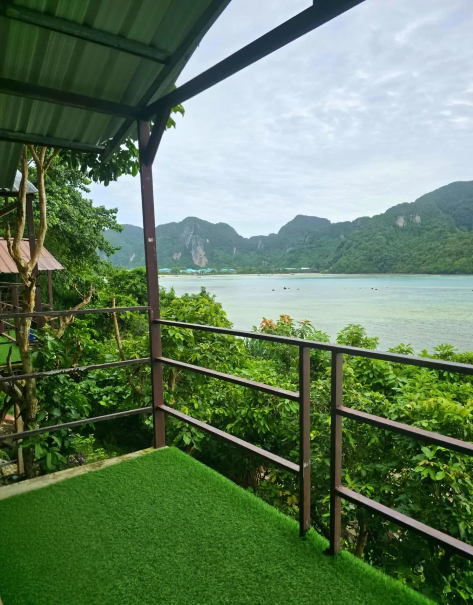 Property building in Phi Phi Seaside Bungalow