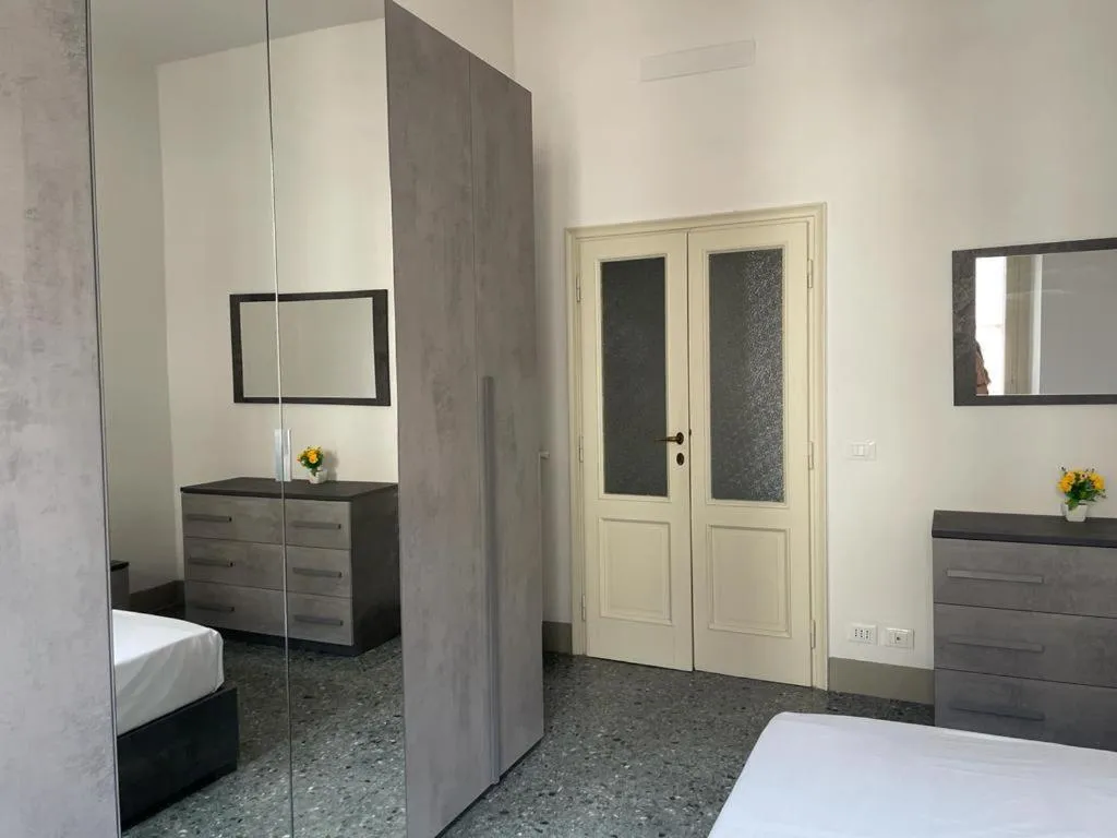 Bed in Homelink Firenze - Charlotte