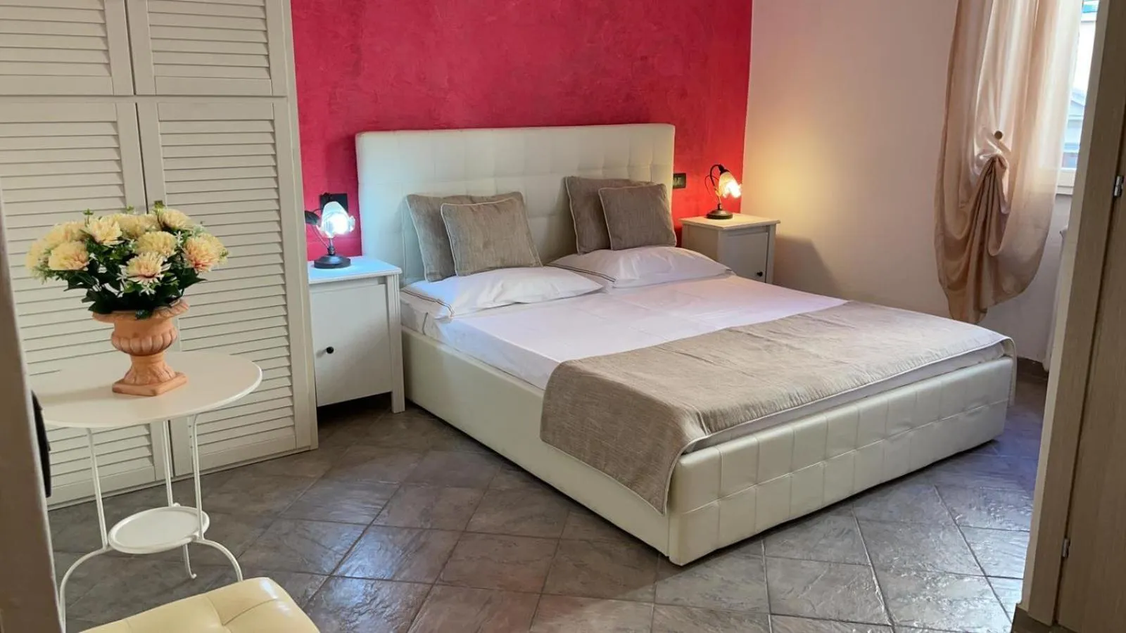 Bed in Homelink Firenze - The Key