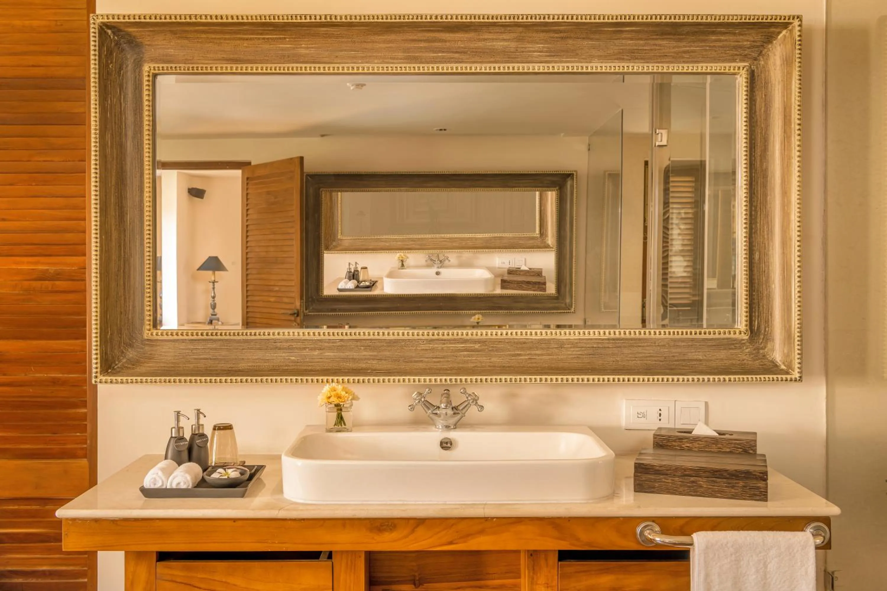 Bathroom in Ishq Colombo