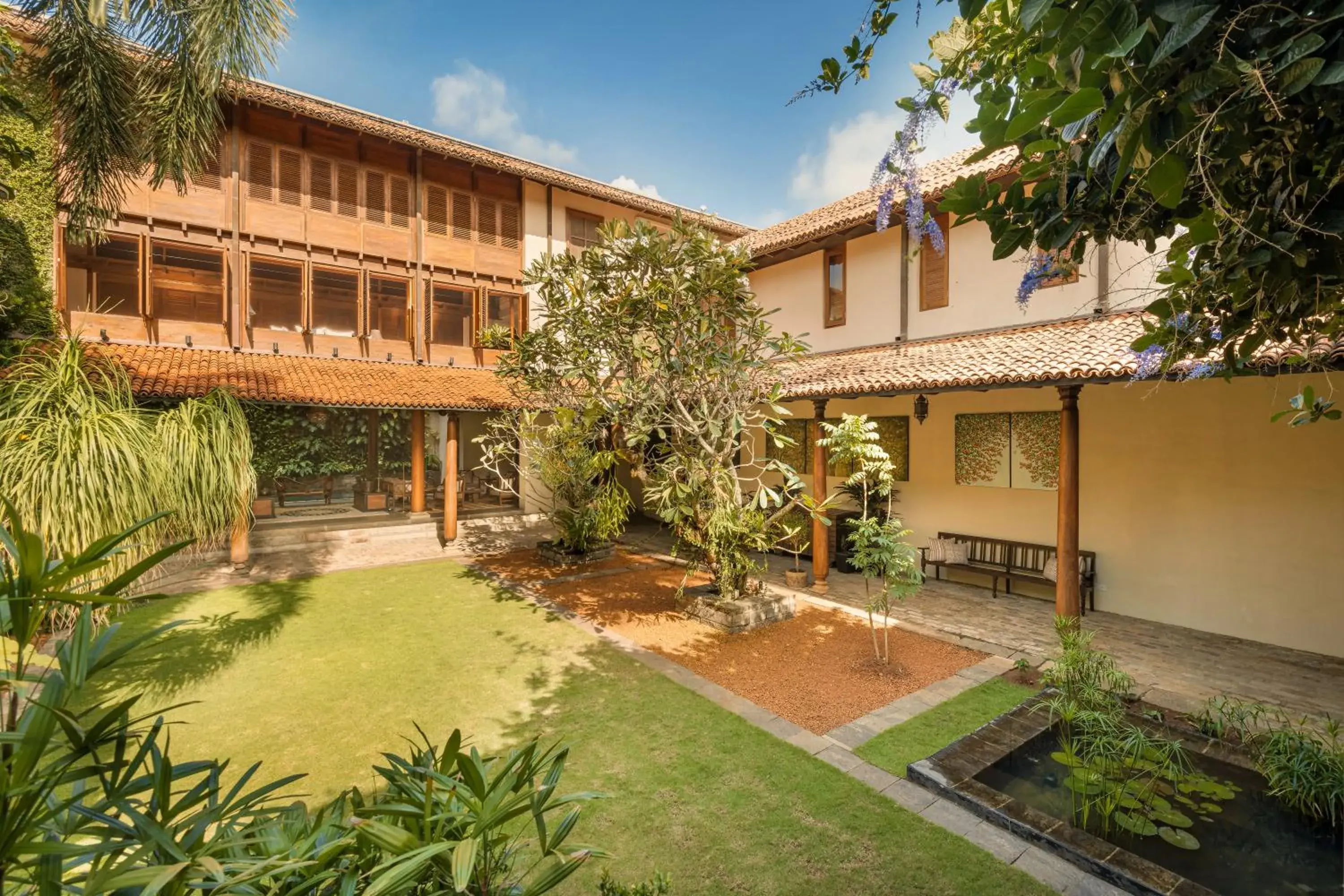 Property building in Ishq Colombo Property building in Ishq Colombo