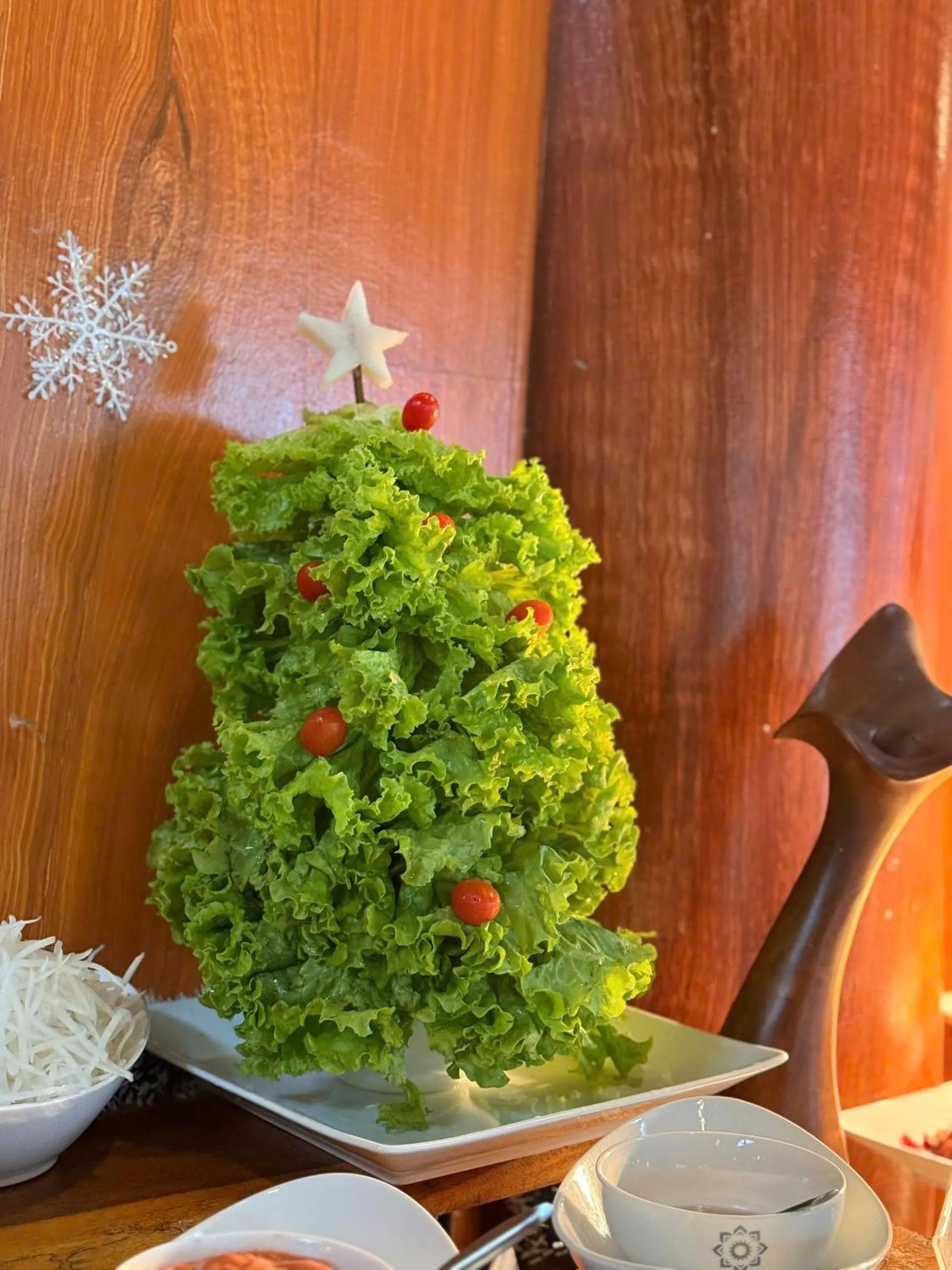 Food in Santa Garden Resort