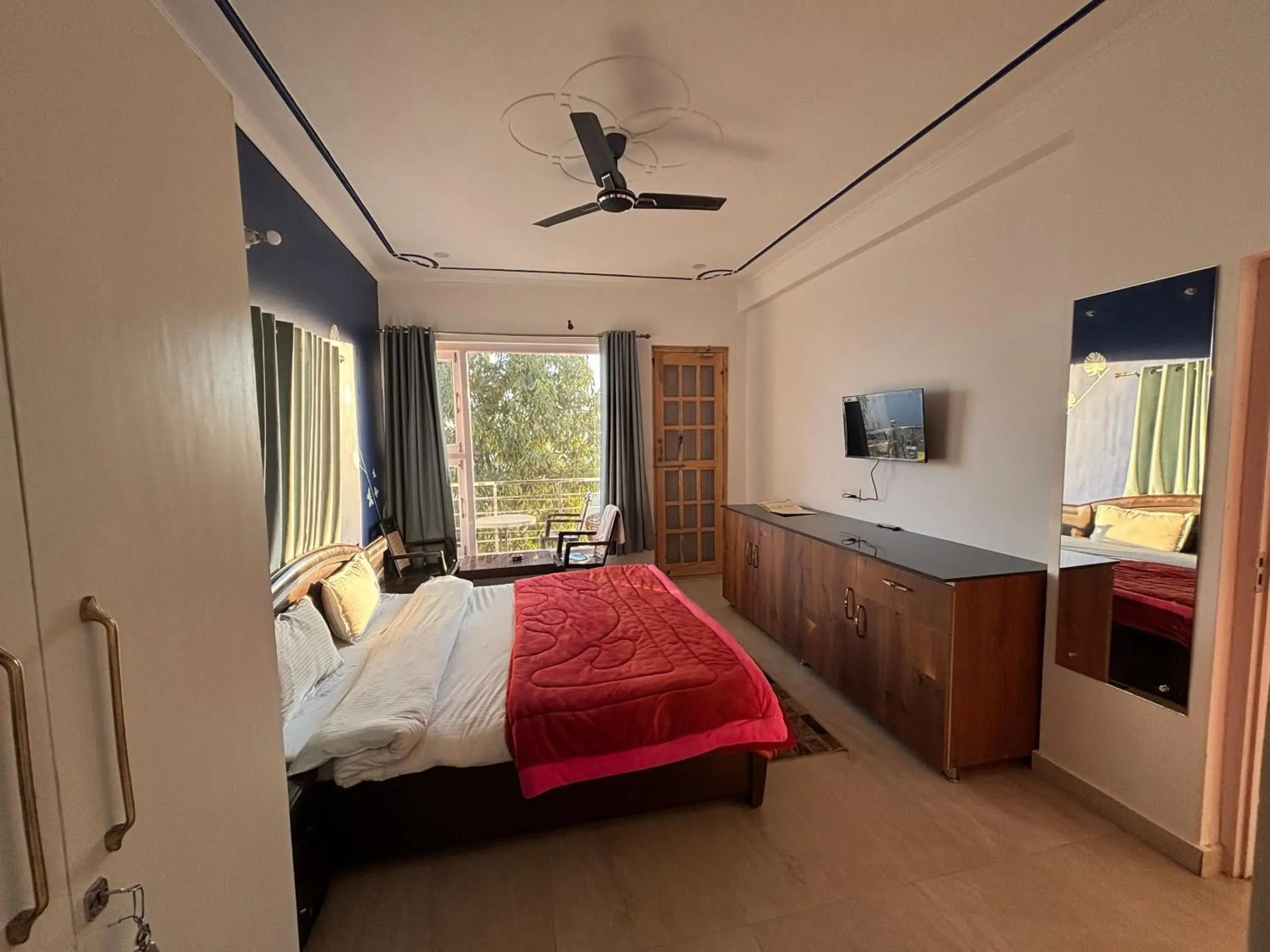 Bedroom, Bed in Hotel Goludev Valley View Bedroom, Bed in Hotel Goludev Valley View