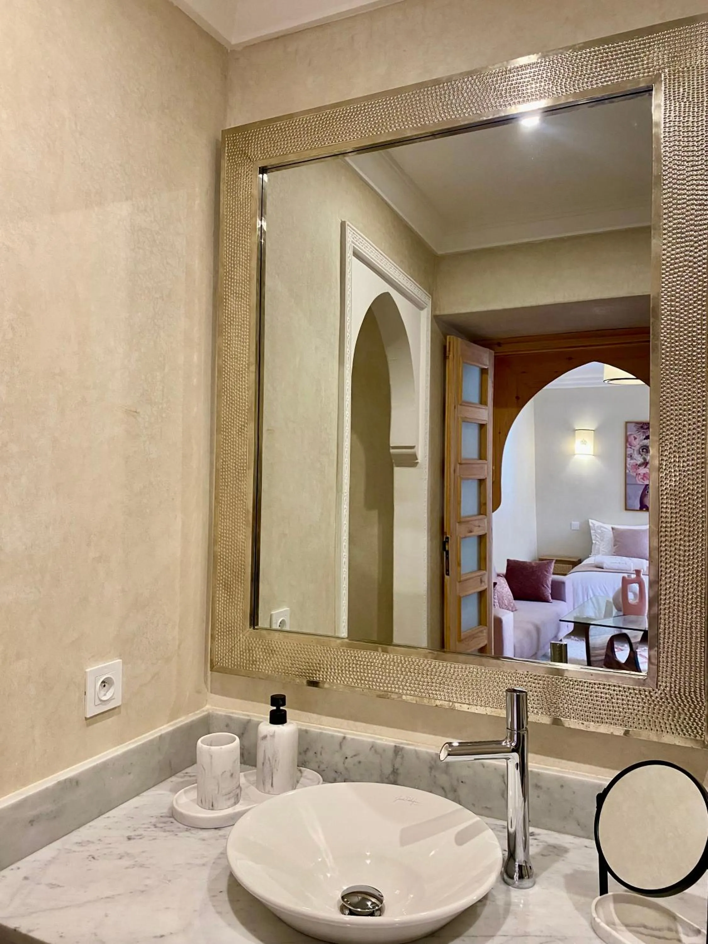 Bathroom in Riad Le Saadien ,Adult only