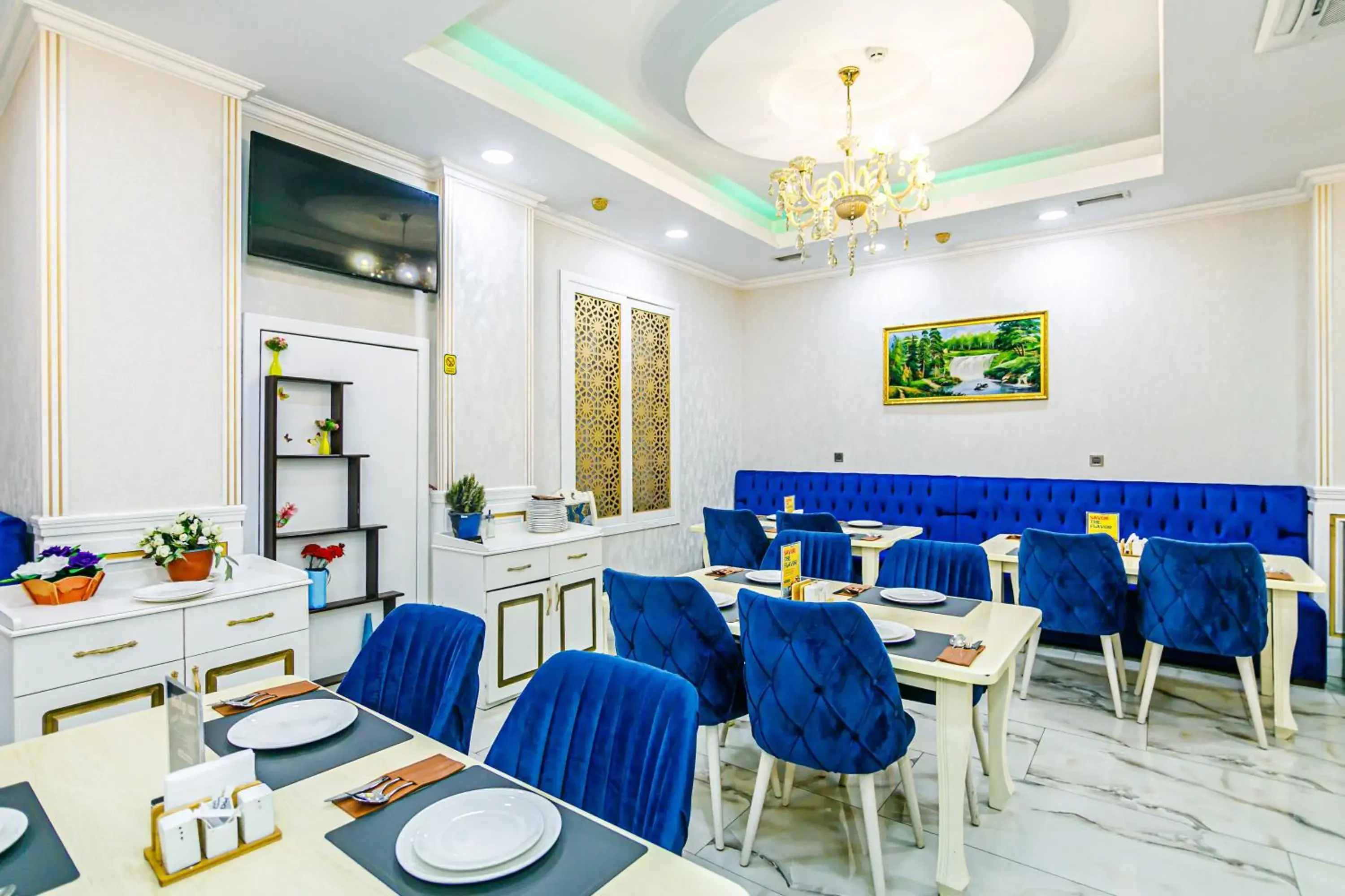 Restaurant/places to eat in Maris Hotel Baku Restaurant/places to eat in Maris Hotel Baku