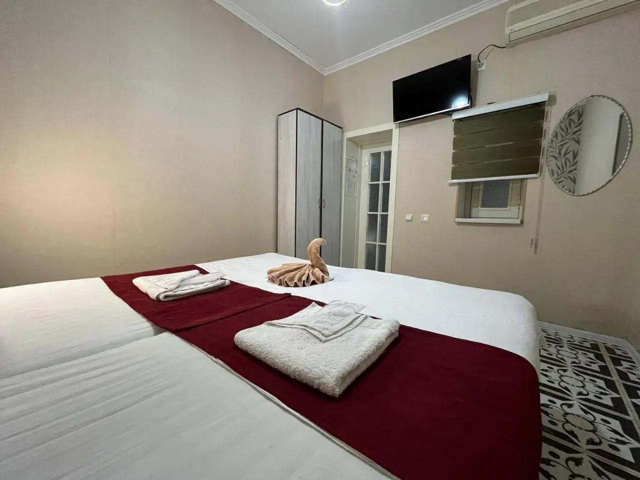 Double or Twin Room with Private Bathroom - single occupancy in The Palms Hostel Double or Twin Room with Private Bathroom - single occupancy in The Palms Hostel