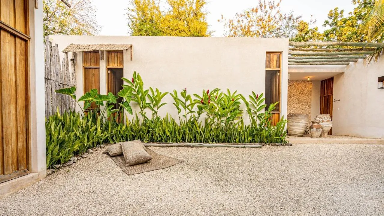 Off site in Casa Kacaya