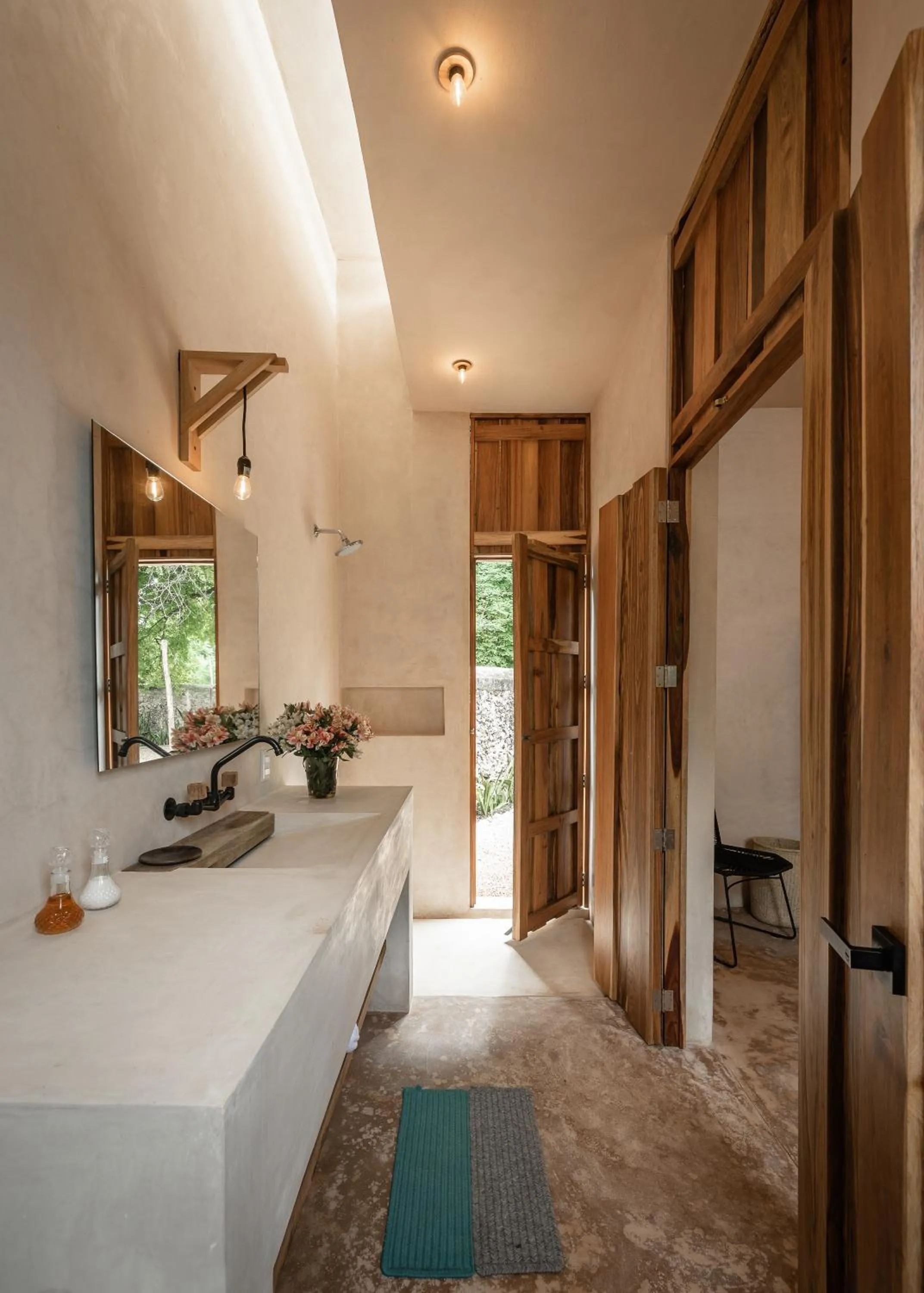 Bathroom, Bed in Casa Kacaya