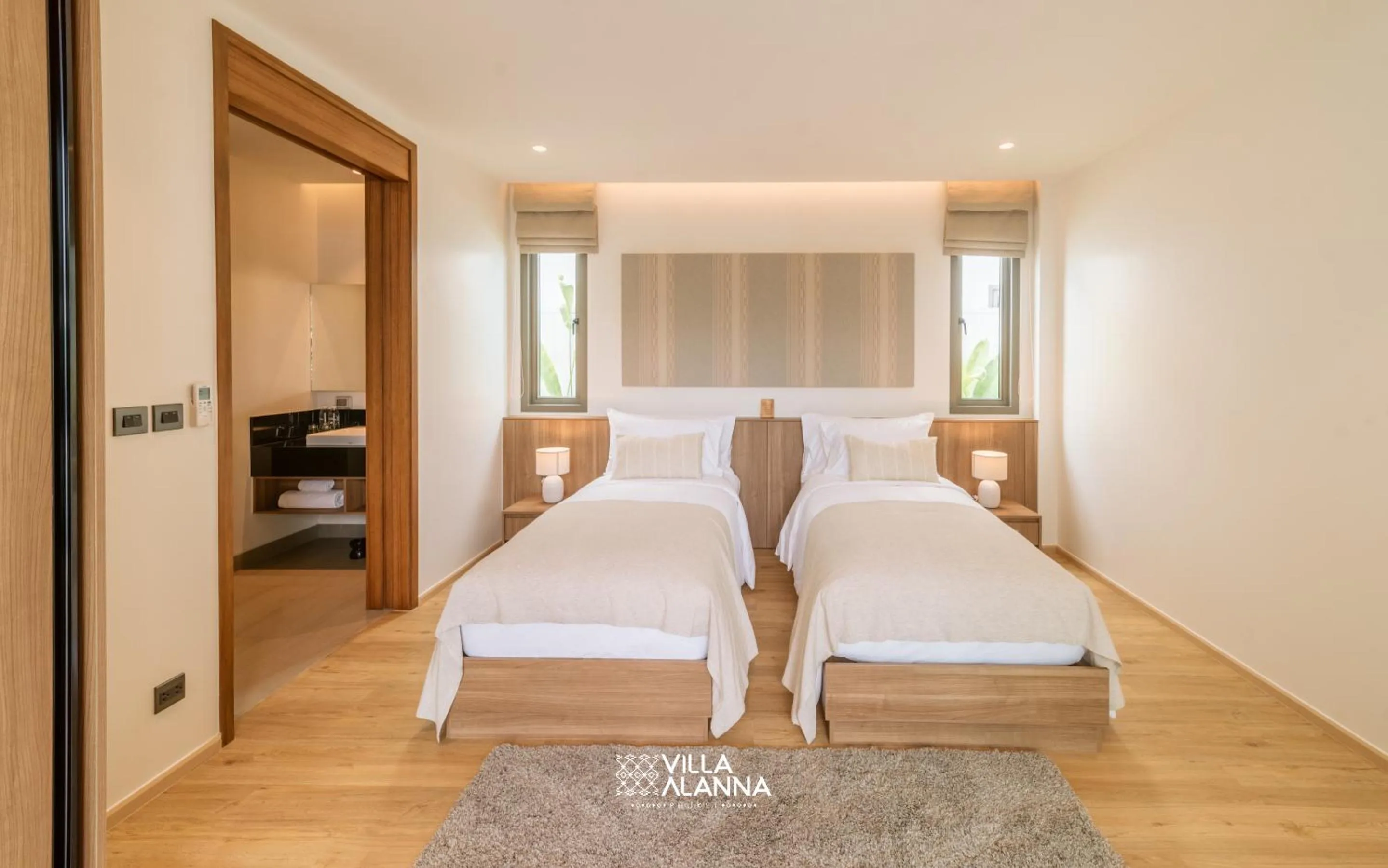 Bedroom, Bed in Villa Alanna Phuket