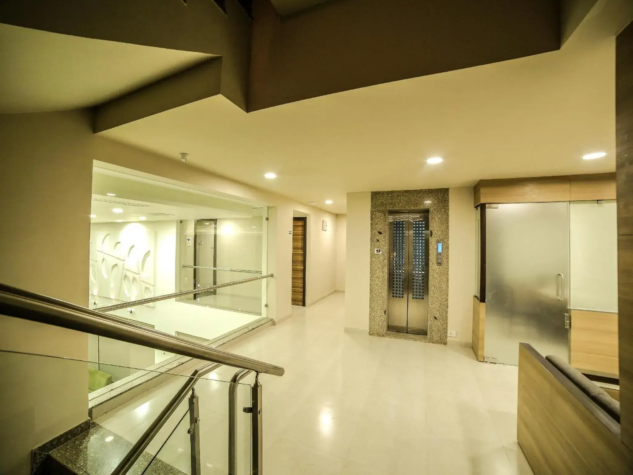 Restaurant/places to eat in The Basil Park Restaurant/places to eat in The Basil Park