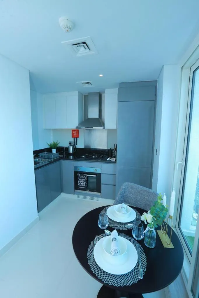 Damac Maison Prive Deluxe Studio with Burj-khalifa view