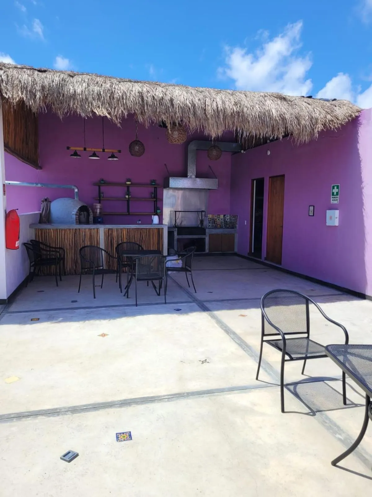 BBQ facilities in Itza Hotel Akumal