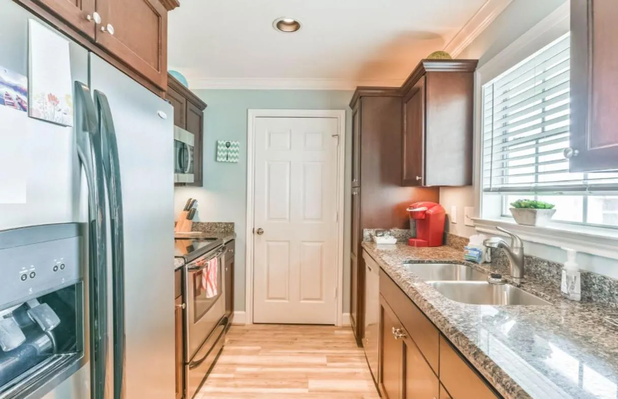 Kitchen or kitchenette in Island Getaway