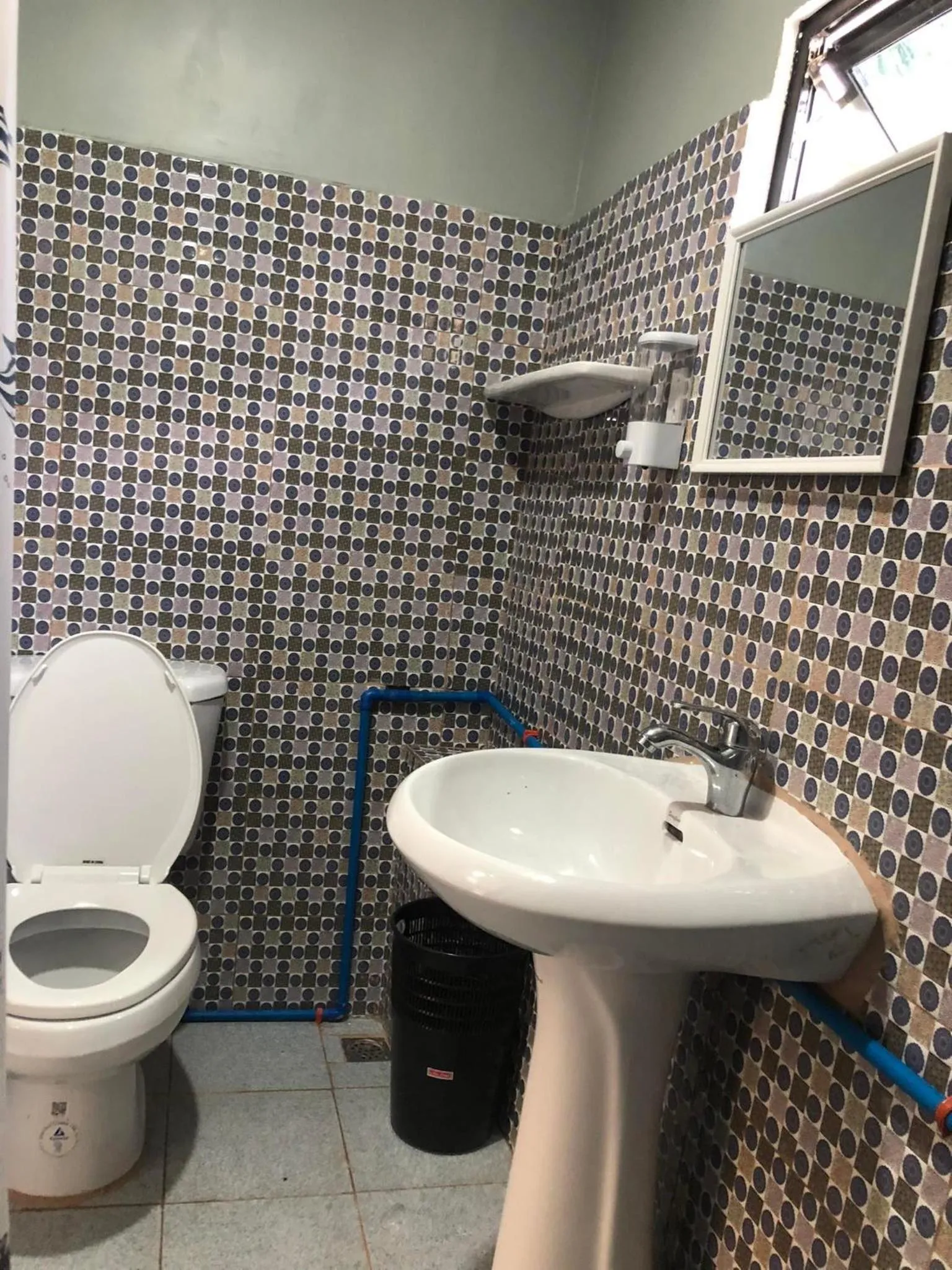 Toilet in D Sanctum Resort