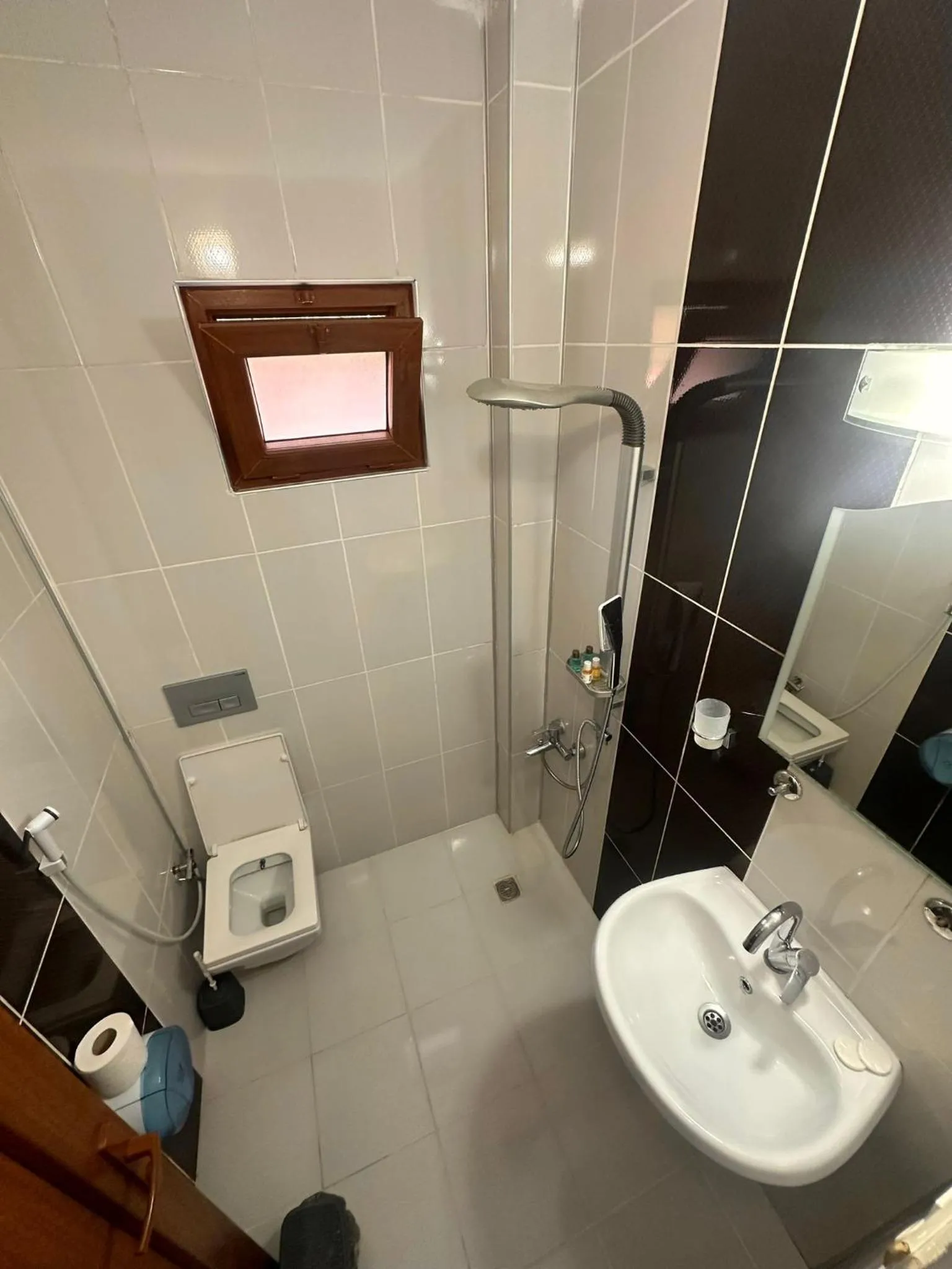 Shower in Han PANSİYON