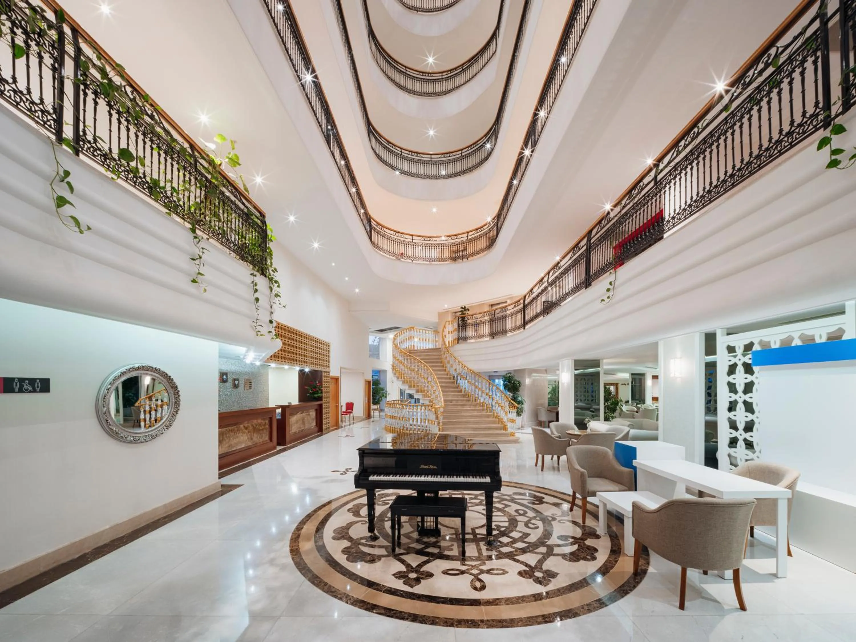 Lobby or reception in Asteria Bloom Side