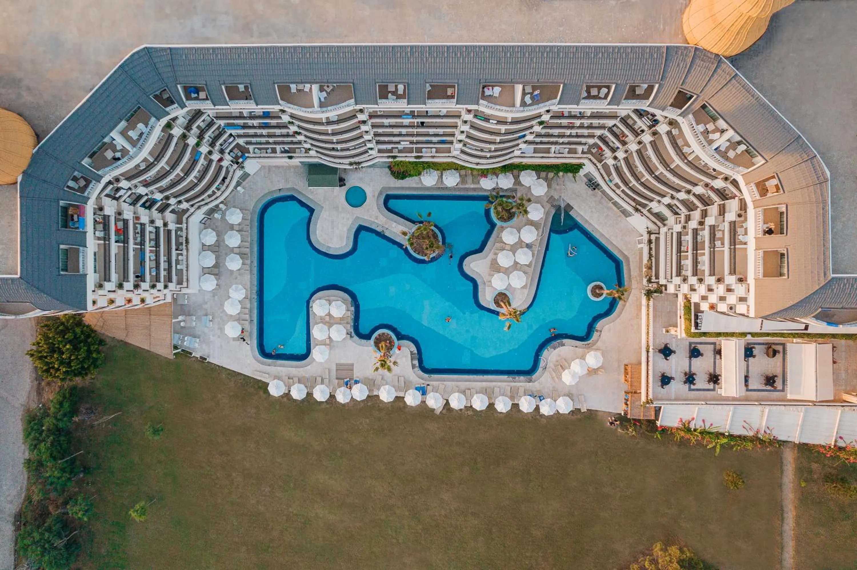 Property building in Asteria Bloom Side