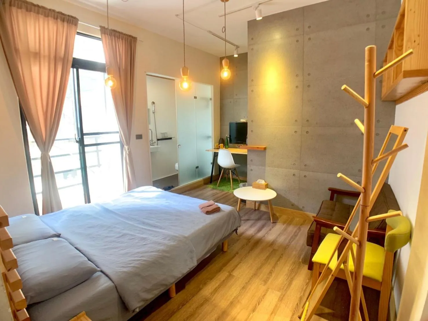 Bedroom, Bed in House Inn House