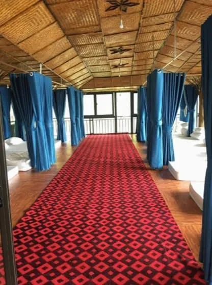 Photo of the whole room, Bed in Arista Homestay