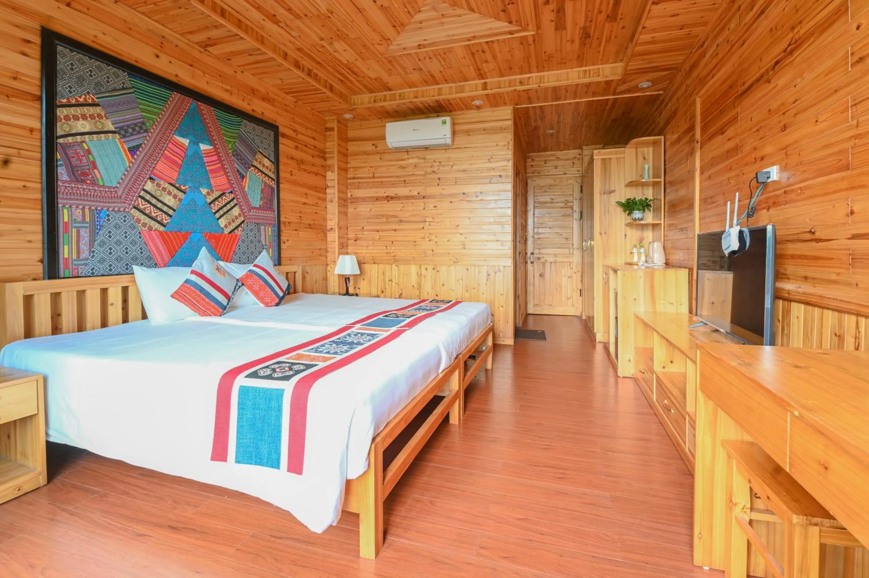 Photo of the whole room, Bed in Arista Homestay