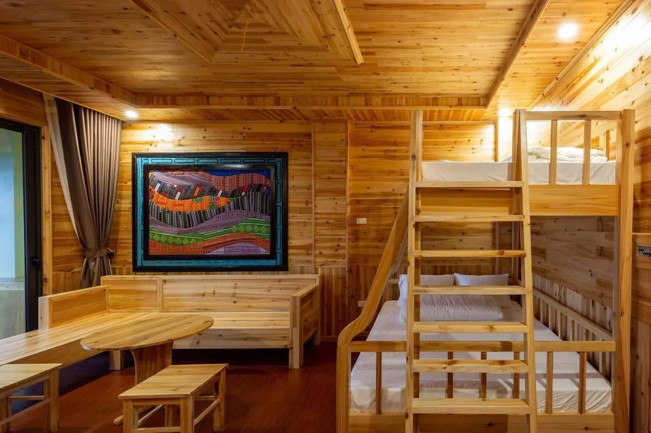 bunk bed in Arista Homestay