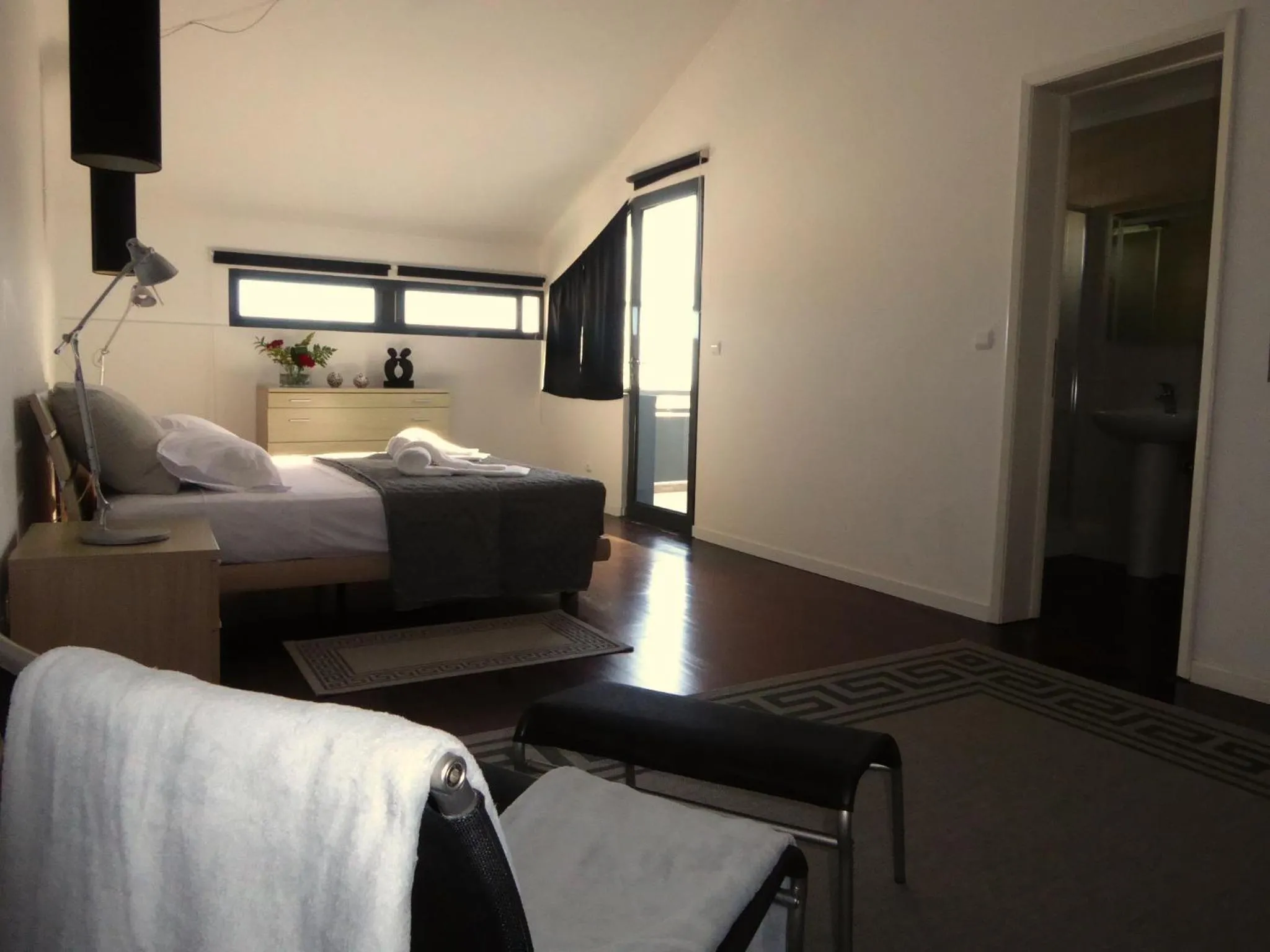 Photo of the whole room, Bed in 2Stay - A2