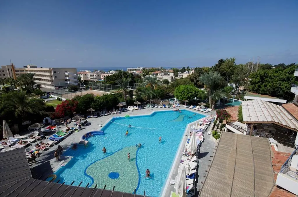 Swimming pool in Paphos Gardens Apartment