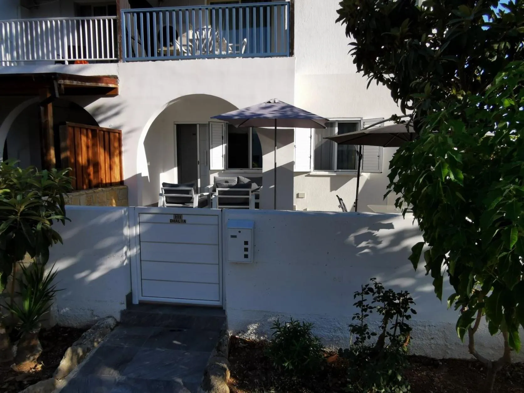 Facade/entrance in Paphos Gardens Apartment