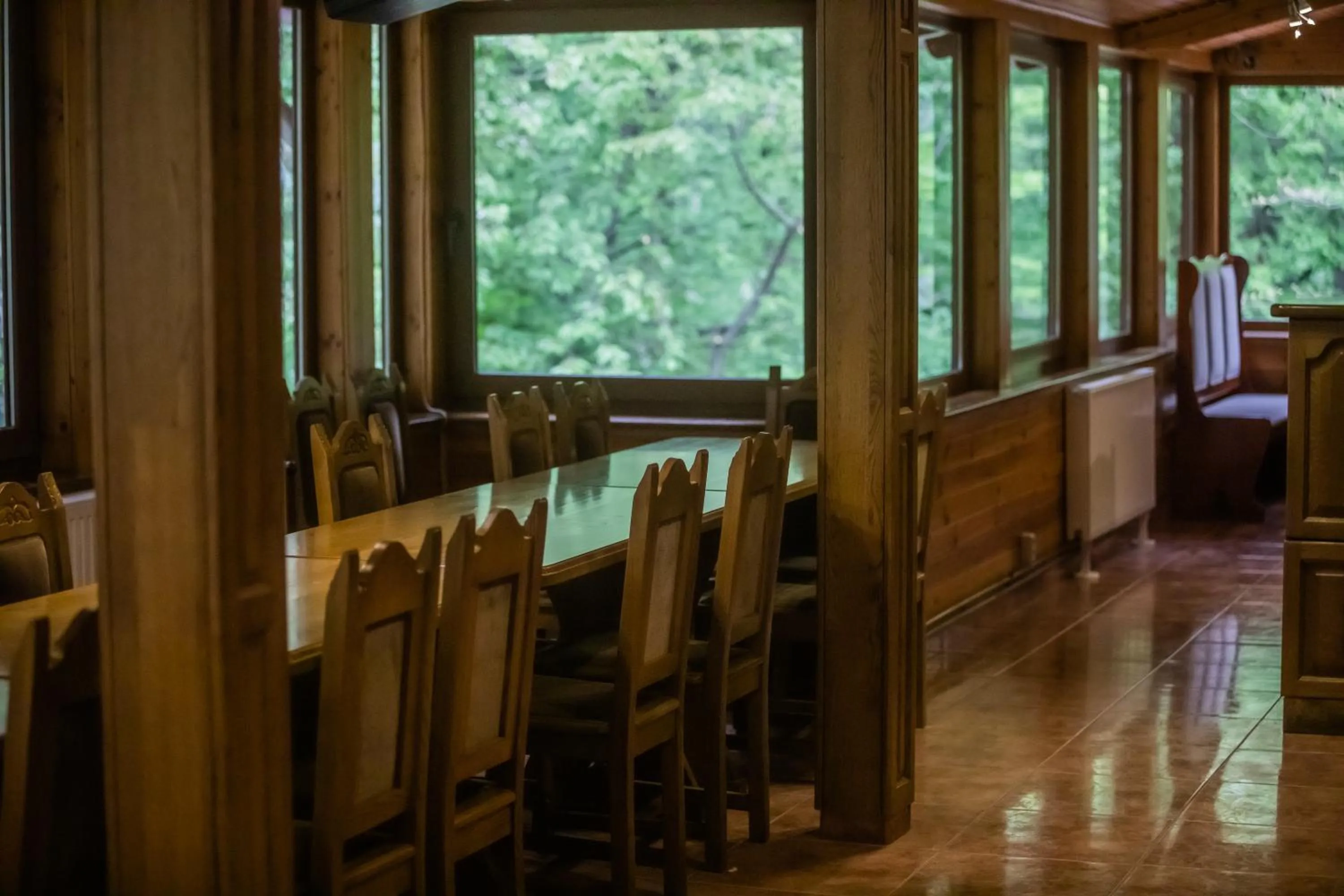 Restaurant/places to eat in 4 Évszak Völgyhotel