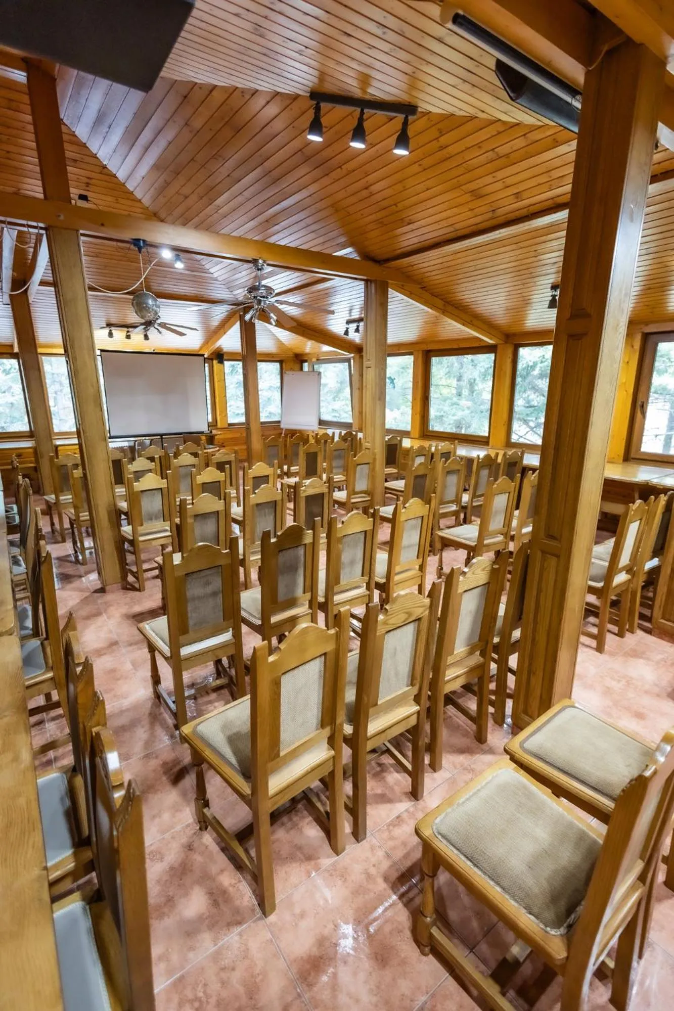 Banquet/Function facilities in 4 Évszak Völgyhotel