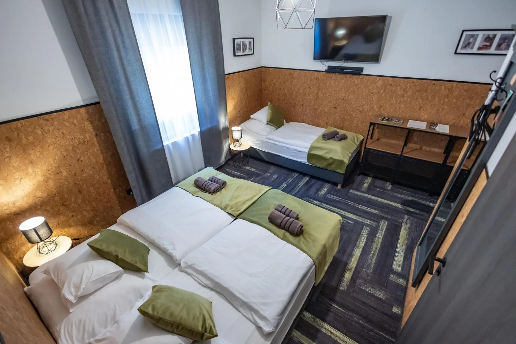 Bed in 4 Évszak Völgyhotel