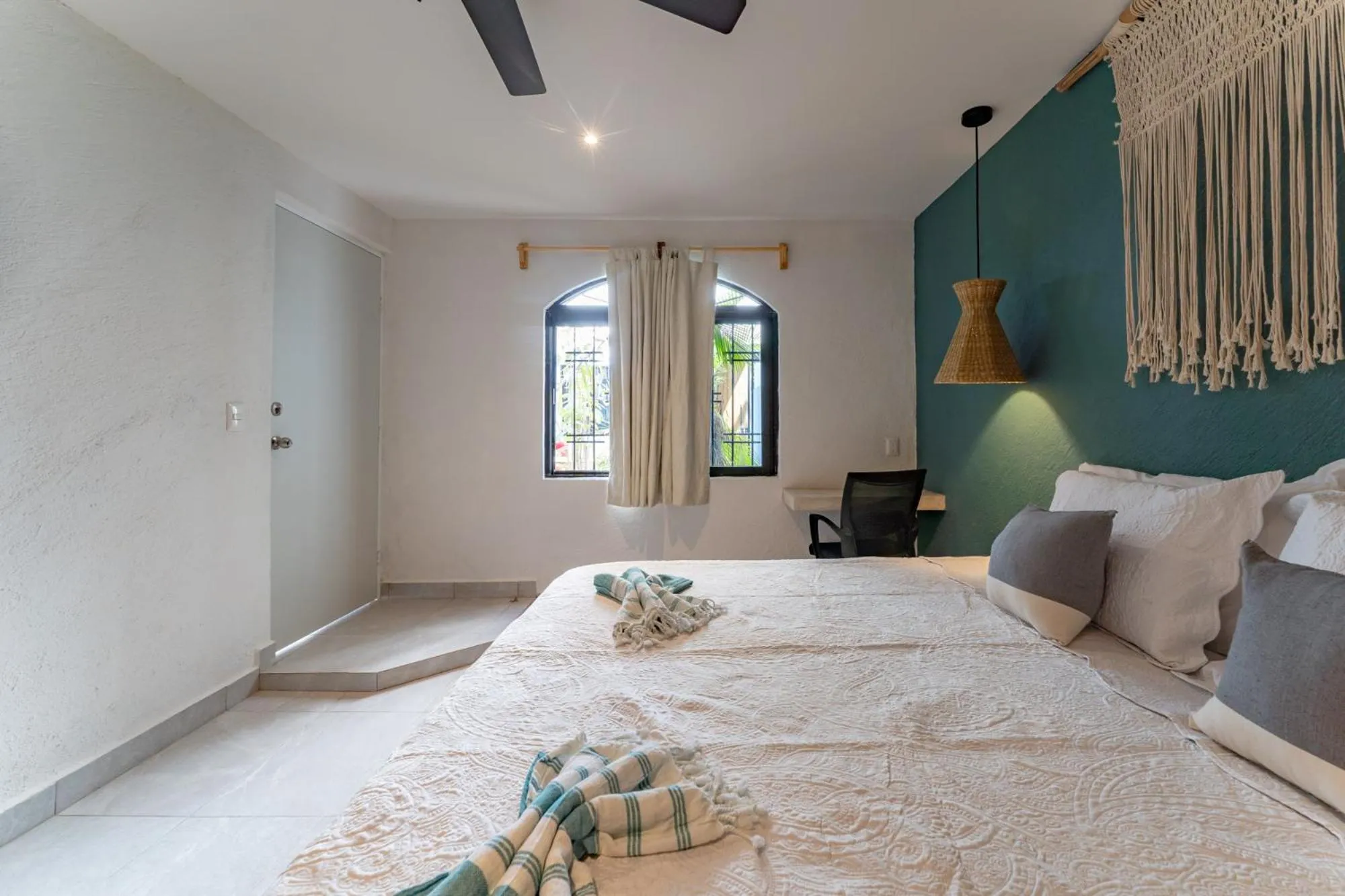 Photo of the whole room, Bed in Casa Yako