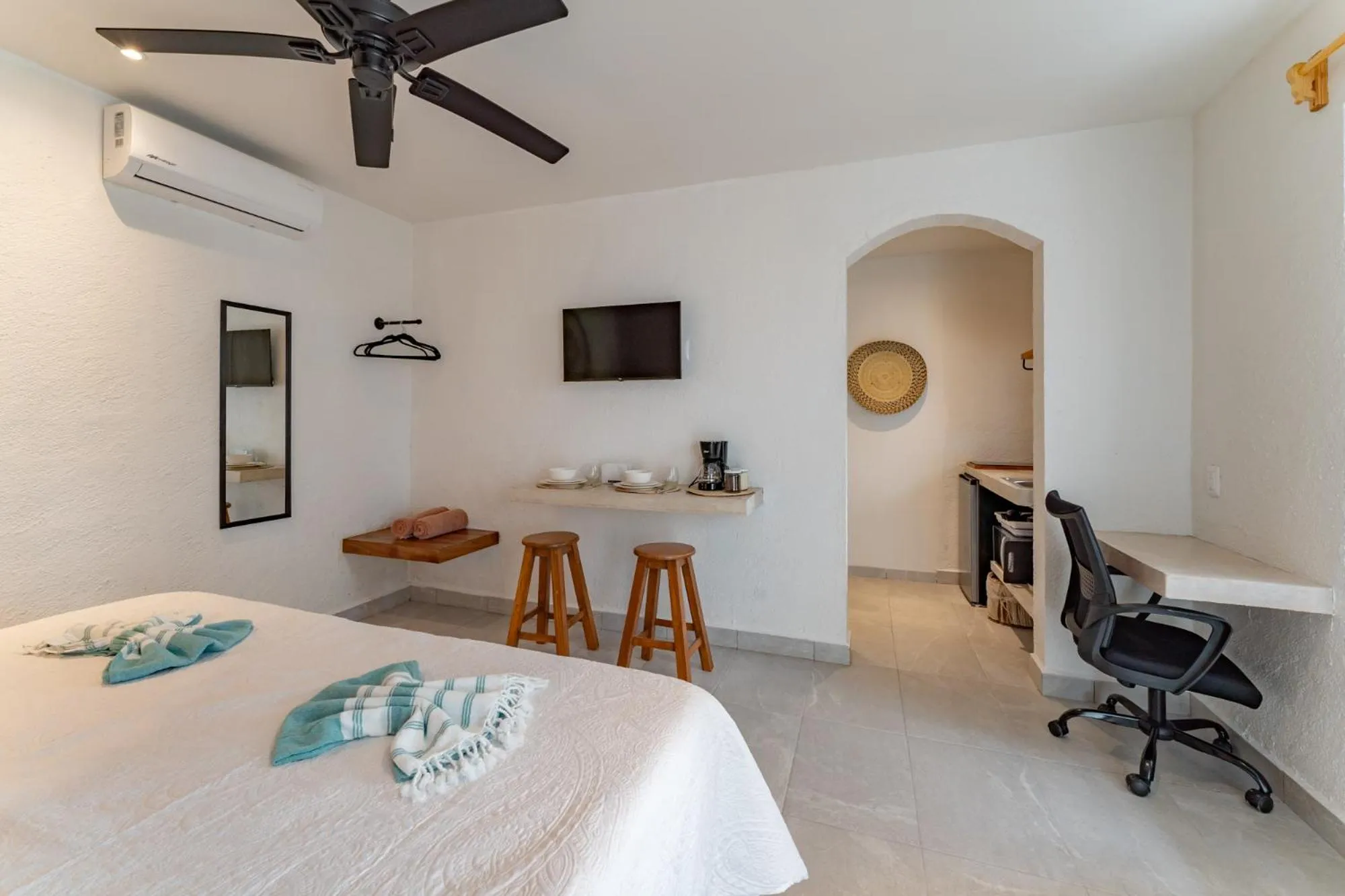 TV and multimedia, Bed in Casa Yako