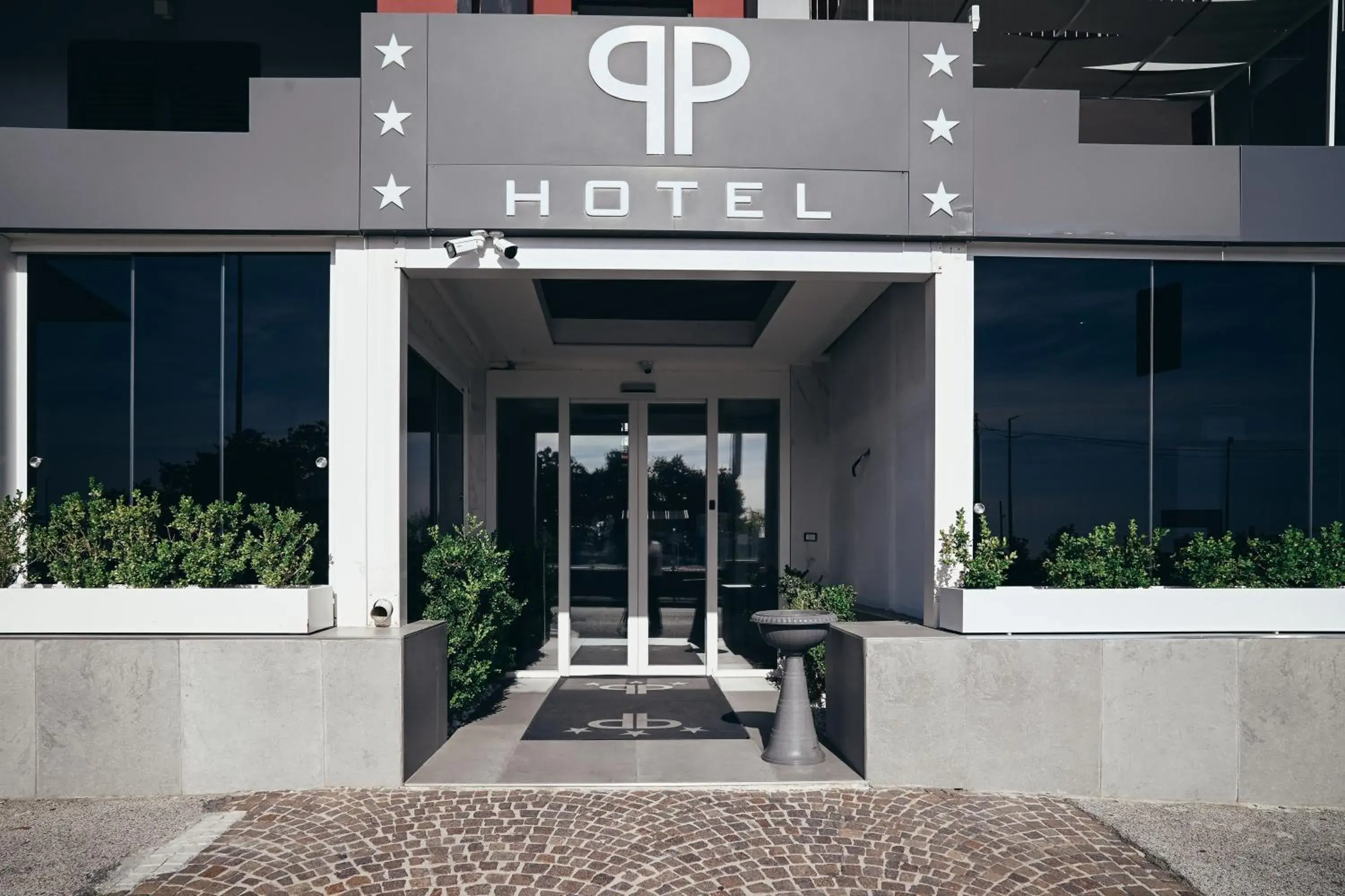 Facade/entrance in Puteoli Palace Hotel Facade/entrance in Puteoli Palace Hotel