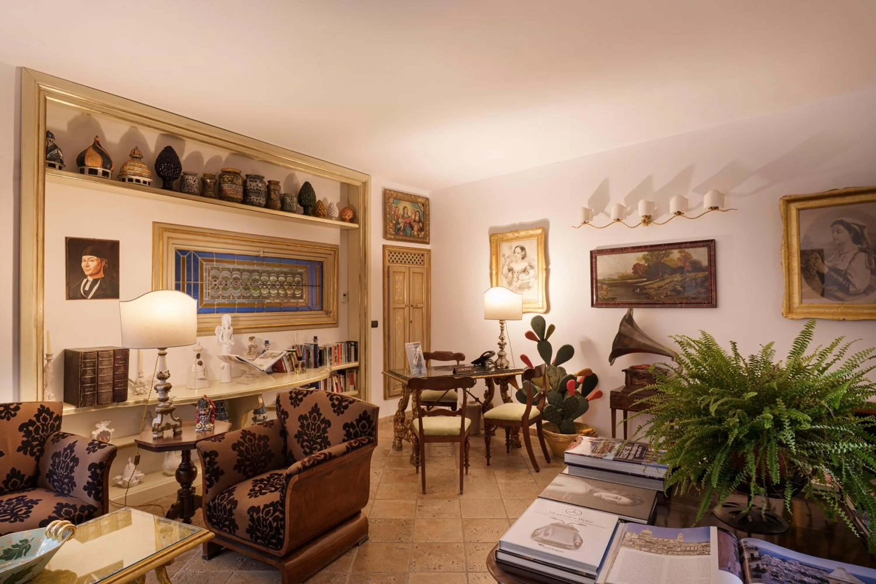 concierge in Le Calette Bay