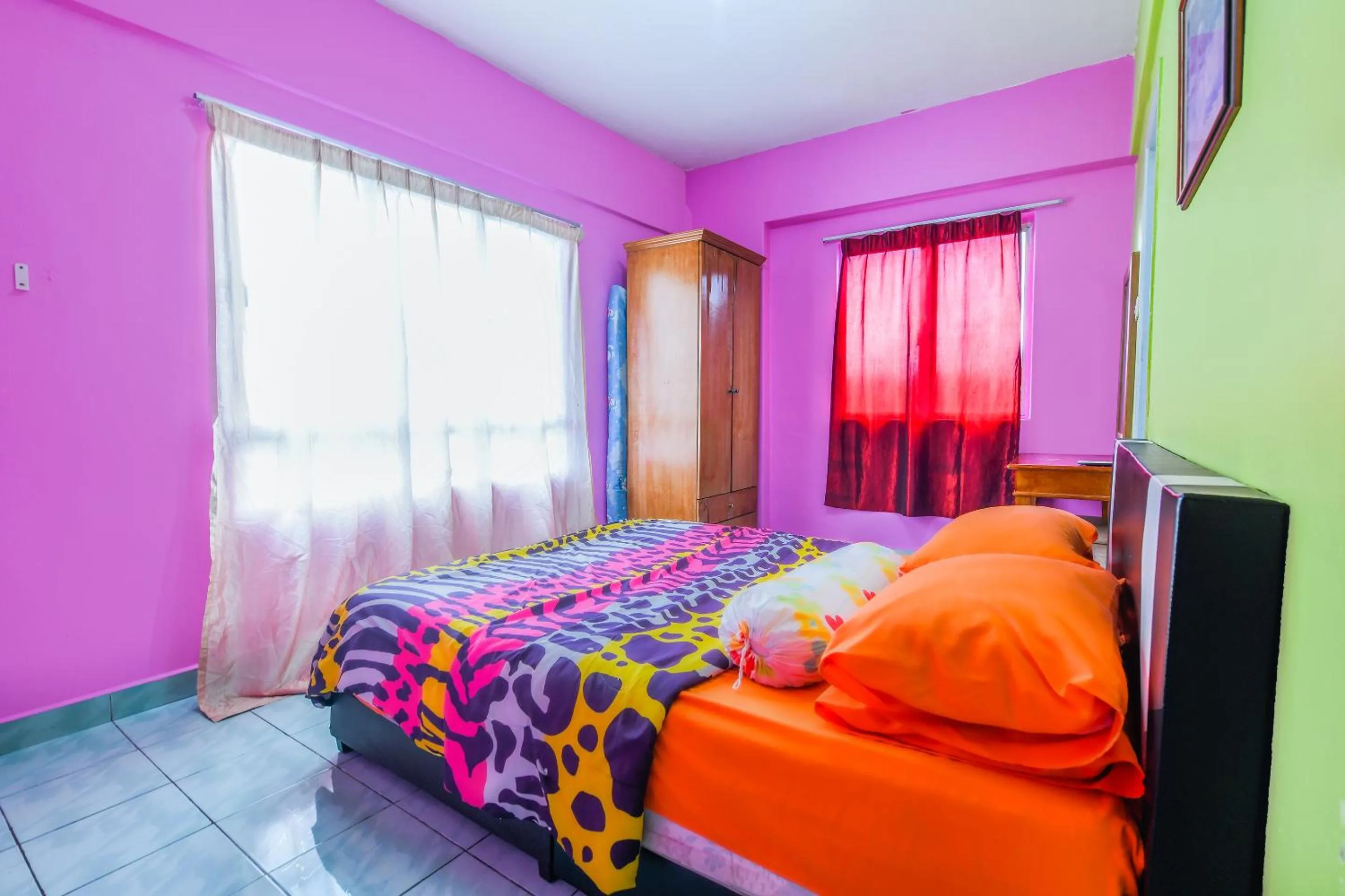 Photo of the whole room in OYO Home 90466 JC Sunshine Bay Resort Apartment Port Dickson