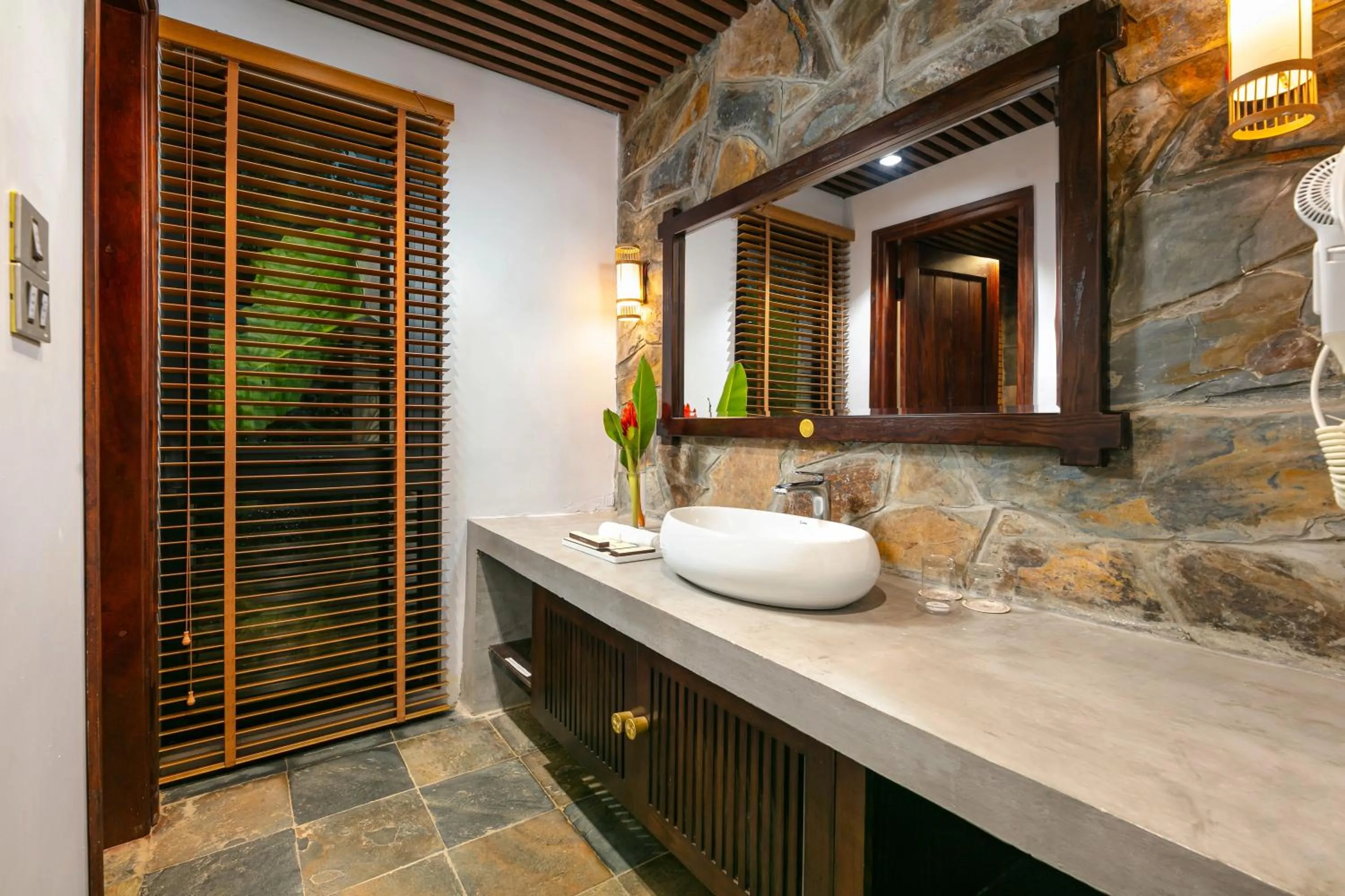 Bathroom in PU LUONG BOCBANDI RETREAT