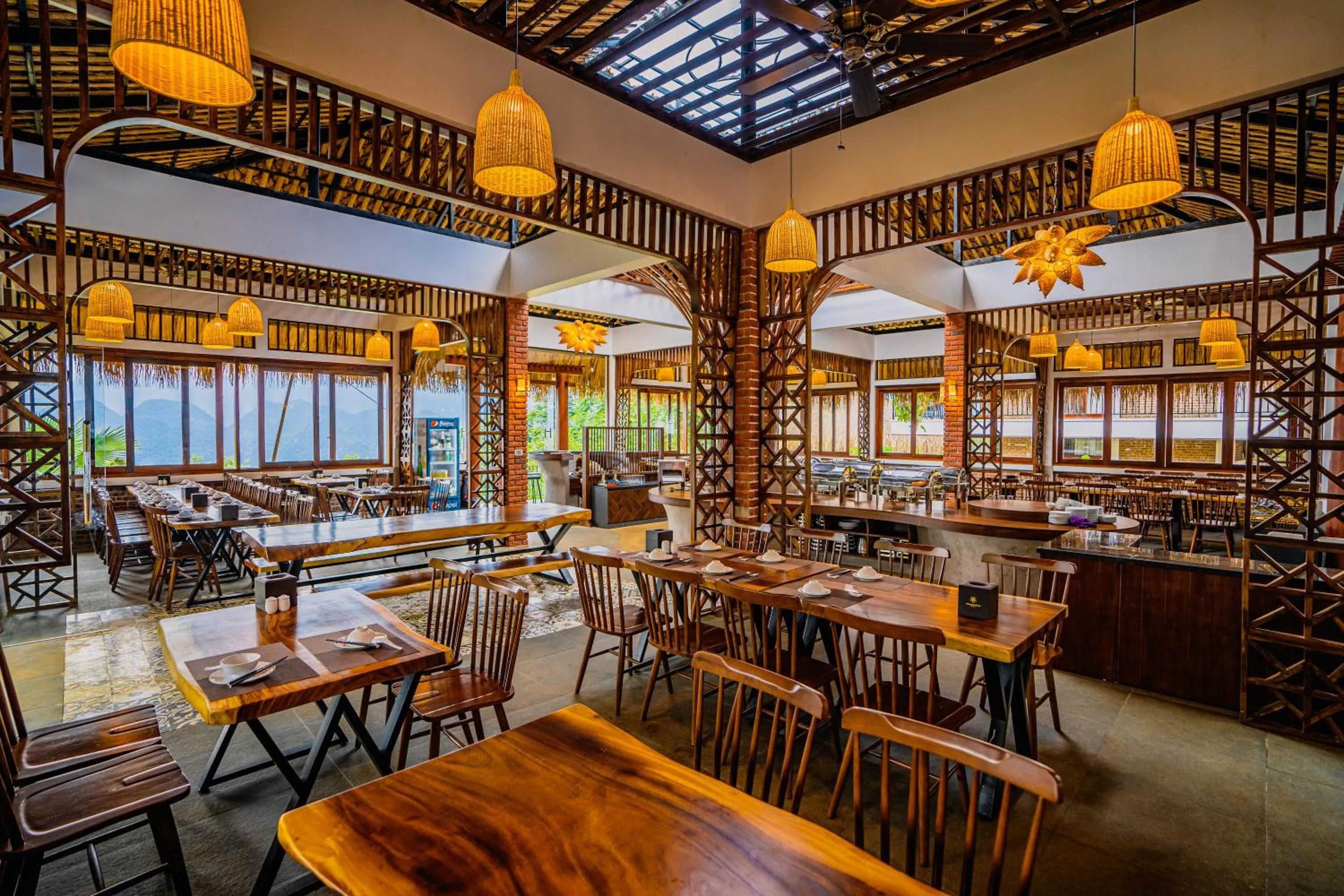 Restaurant/places to eat in PU LUONG BOCBANDI RETREAT