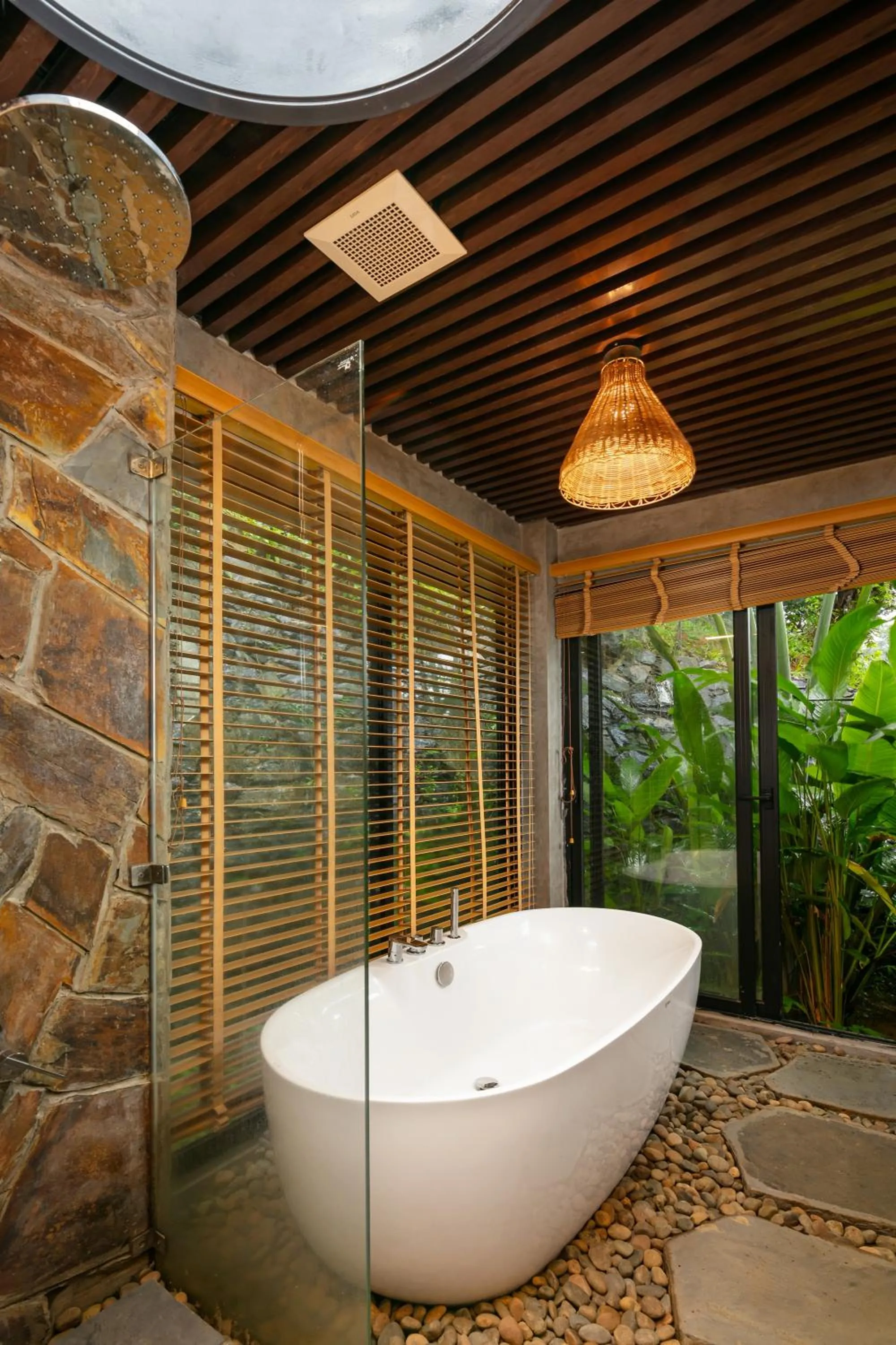 Bathroom in PU LUONG BOCBANDI RETREAT