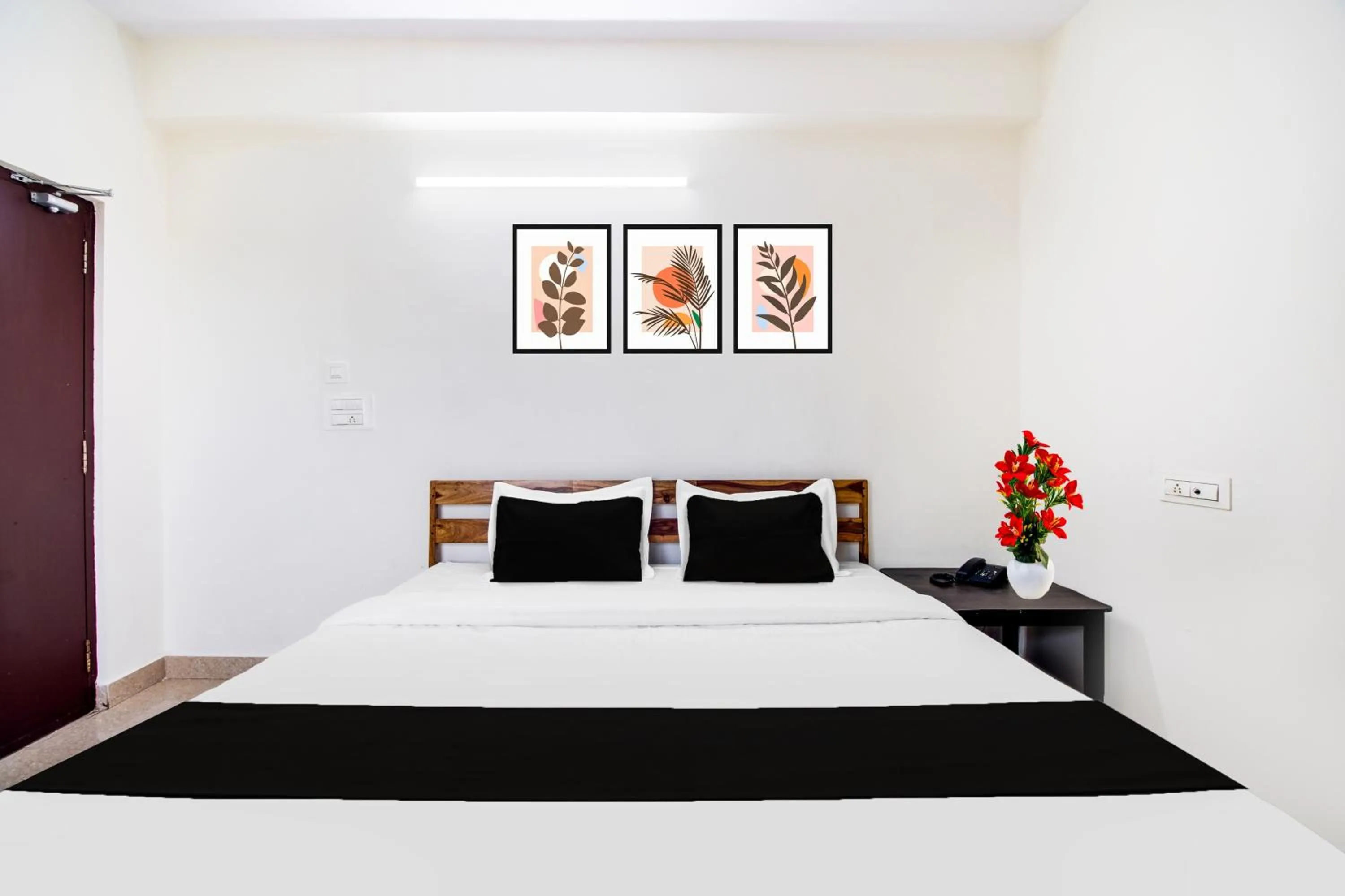 Bedroom, Bed in Super Hotel O Vizag IT Hill Rushikonda