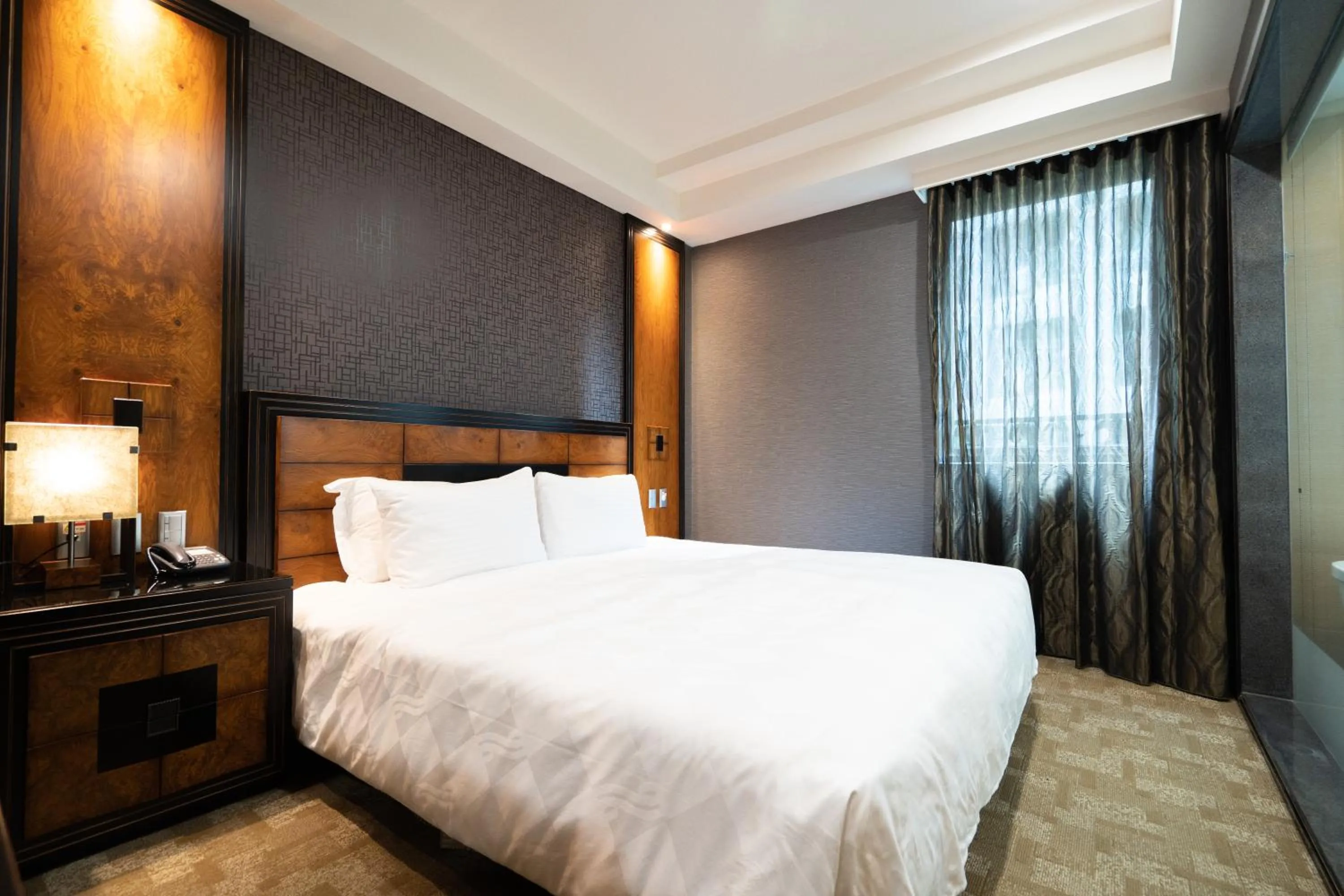 Photo of the whole room, Bed in XINSHE Hotel - Linsen