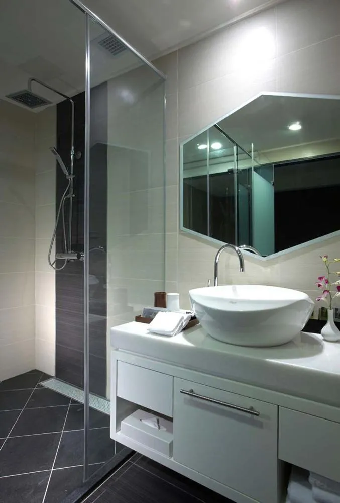 Bathroom in XINSHE Hotel - Linsen