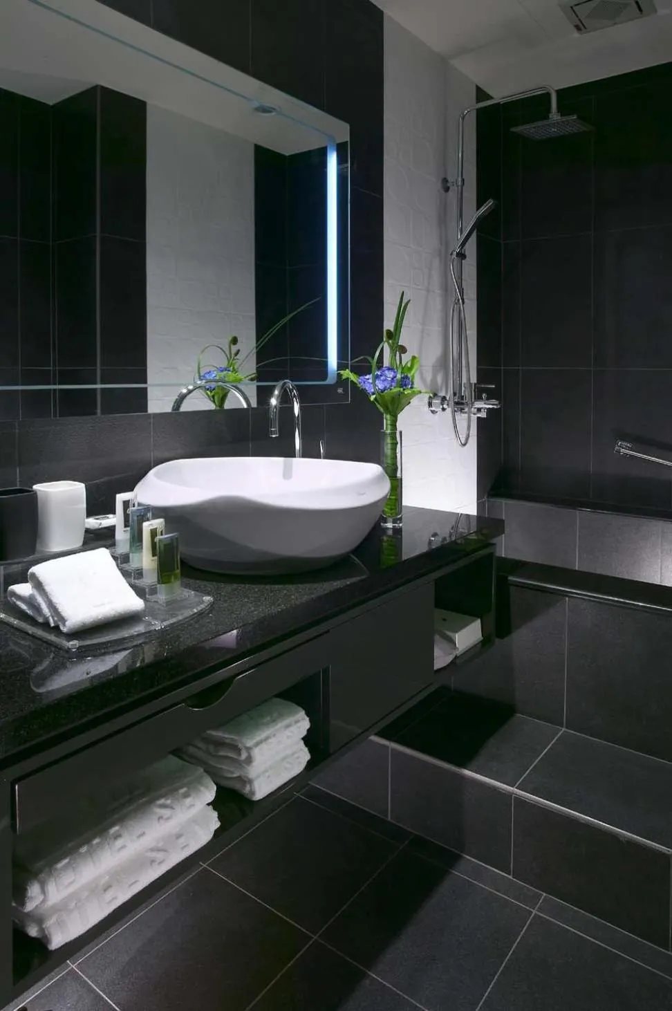 Bathroom in XINSHE Hotel - Linsen