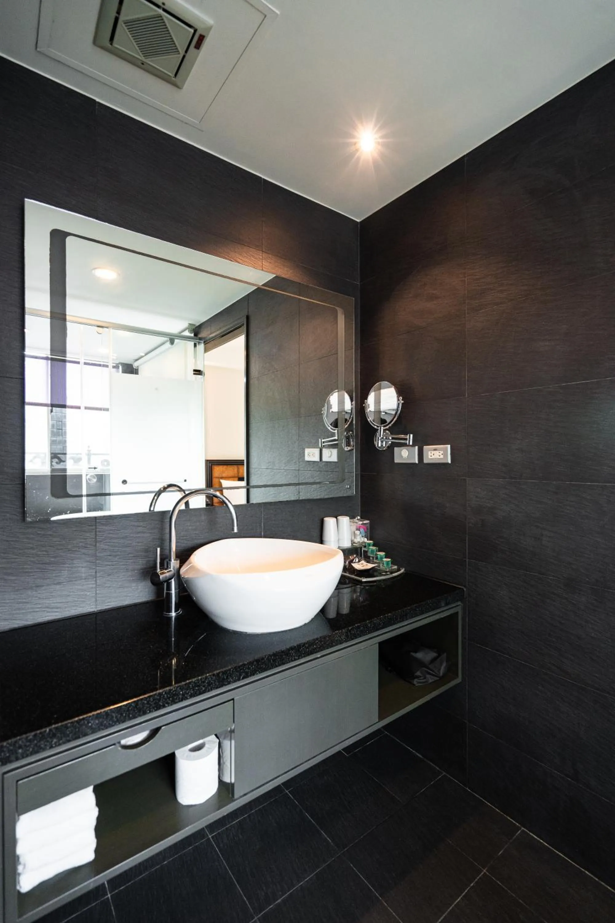 Toilet in XINSHE Hotel - Linsen