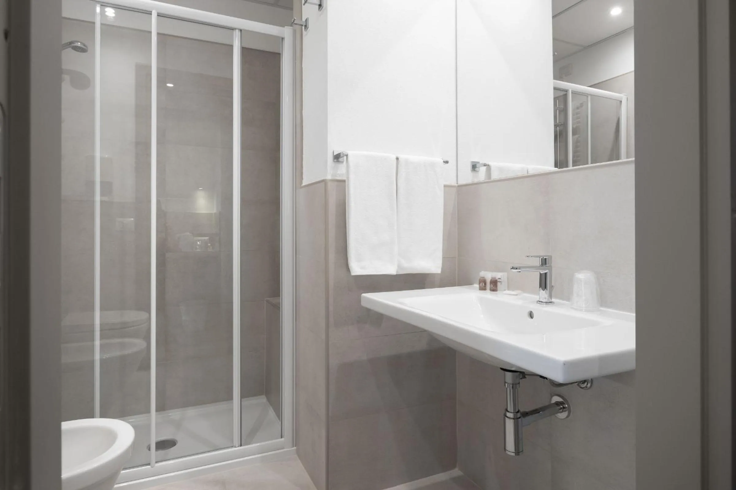 Bathroom in Hotel Martini