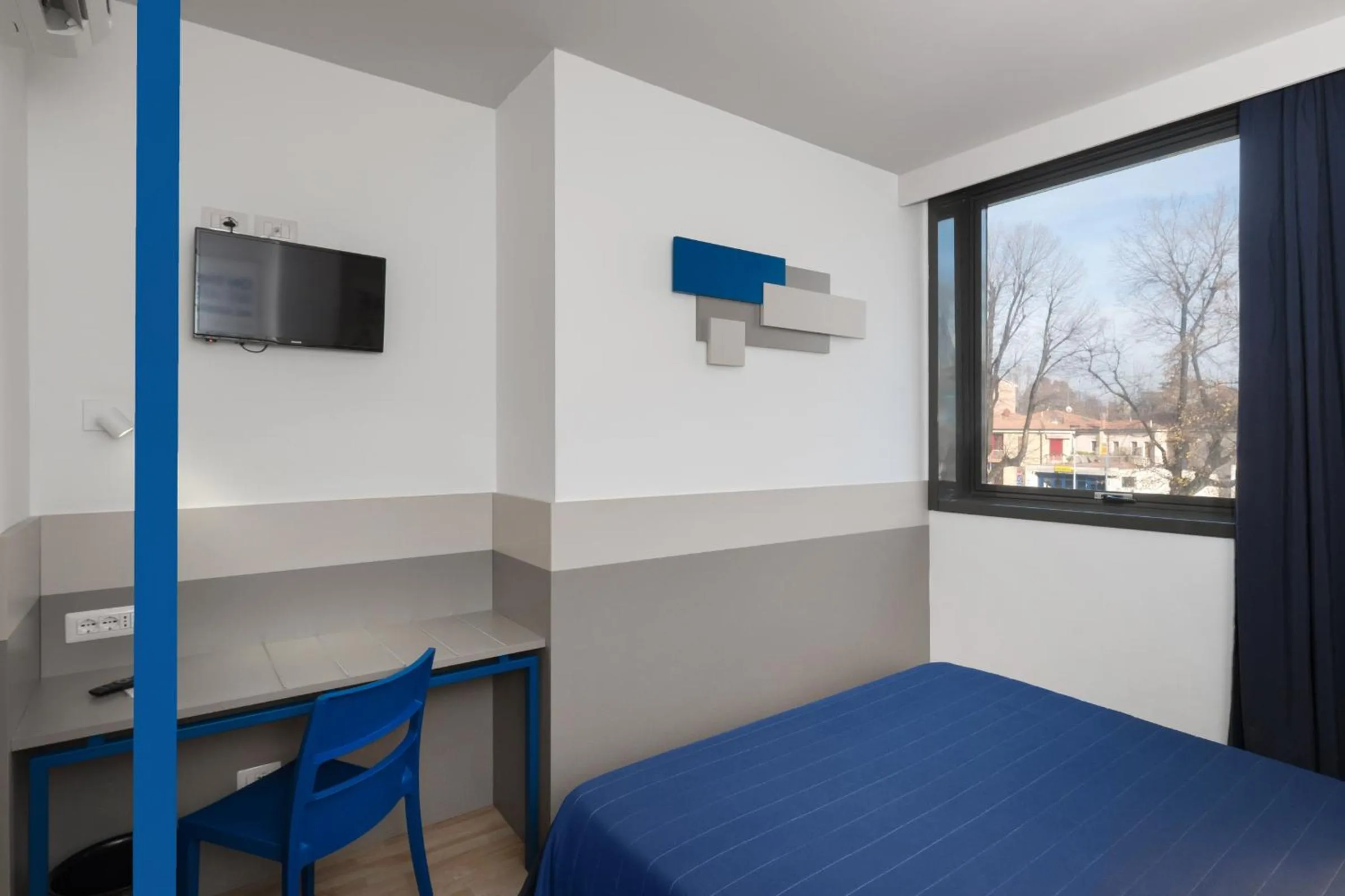 Photo of the whole room, Bed in Hotel Martini