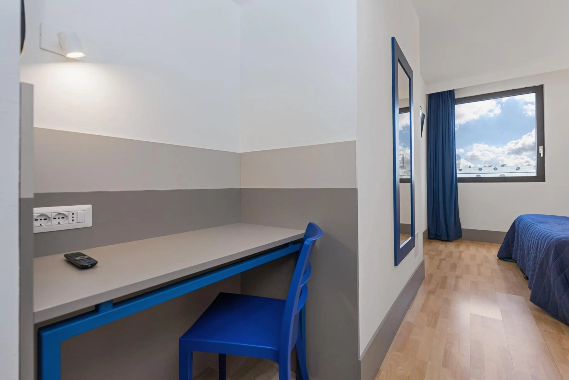 Photo of the whole room, Bed in Hotel Martini