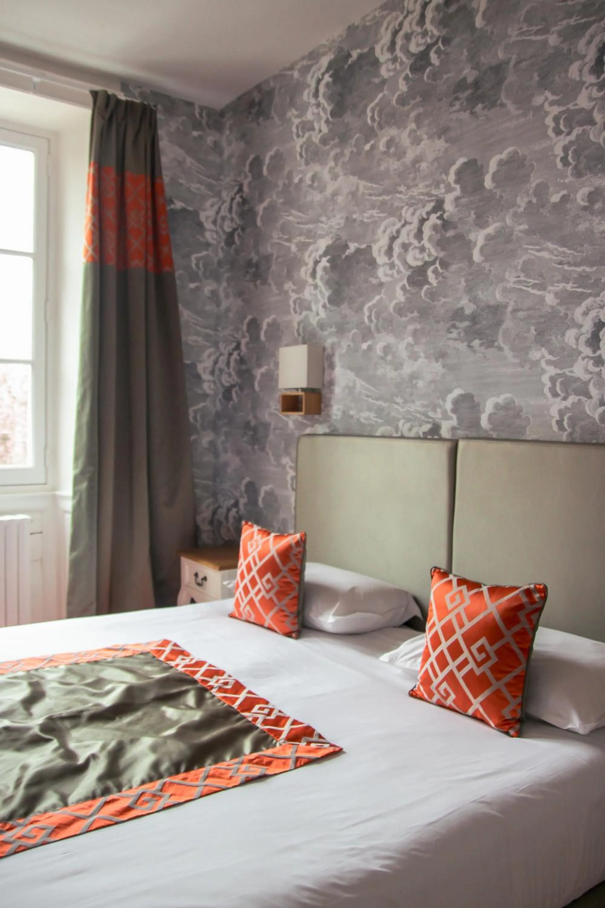 Bedroom, Bed in Hôtel Le Petit Périer