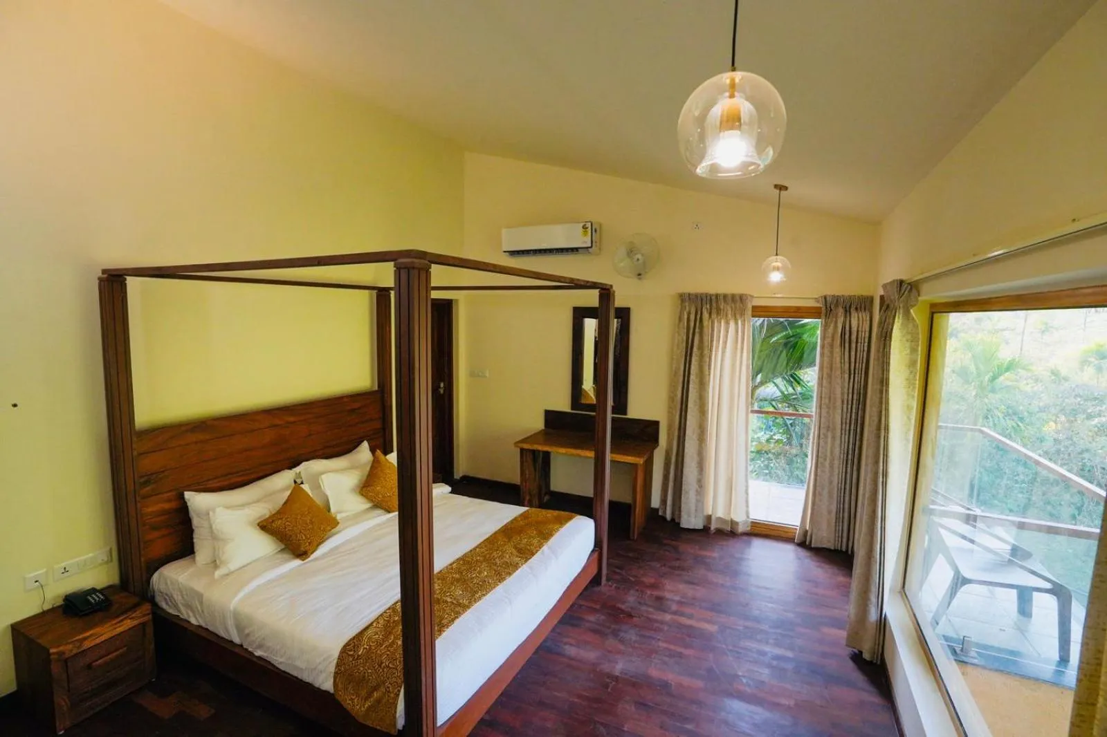 bunk bed, Bed in Maple Ash Resort