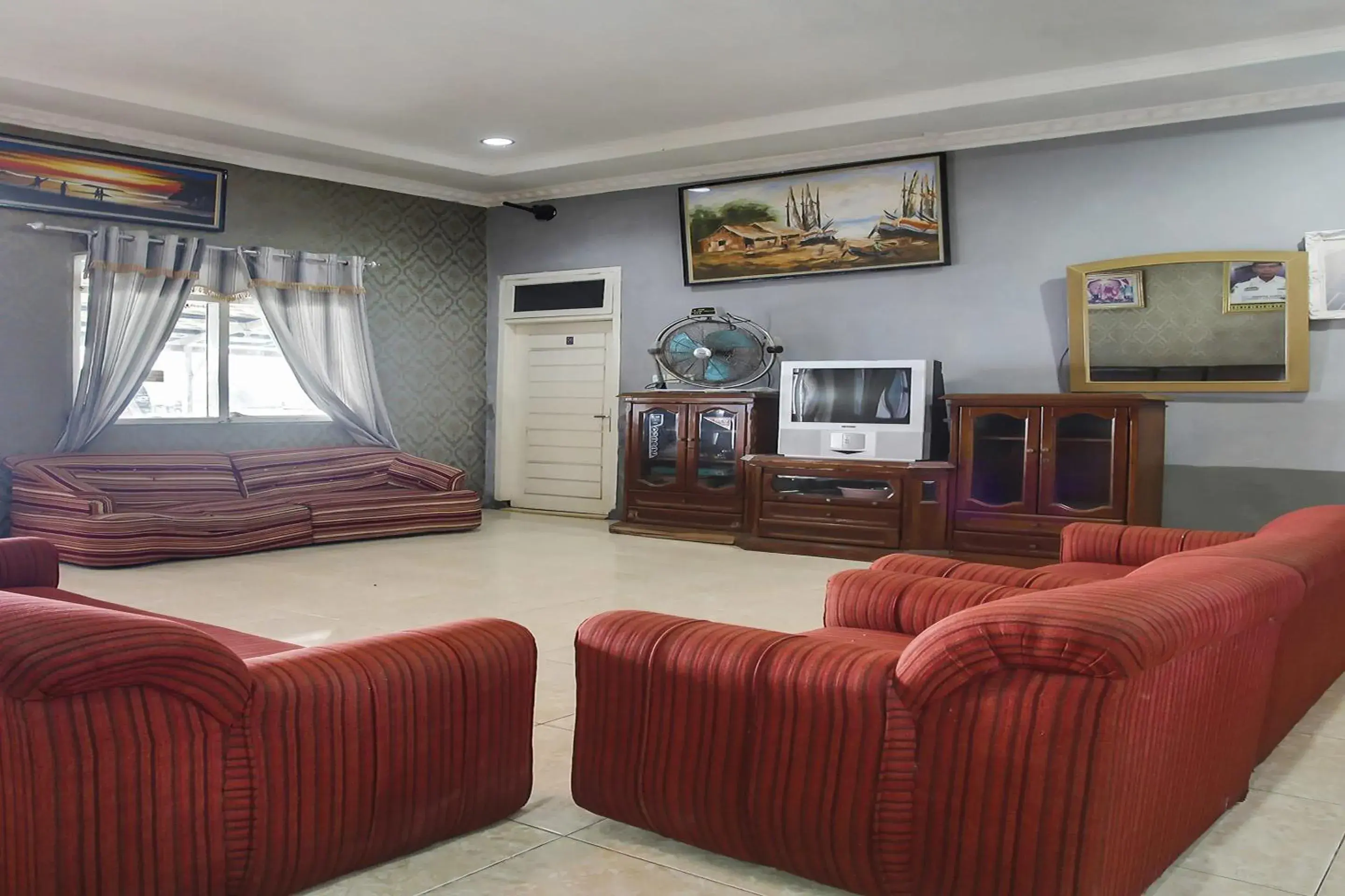 Lobby or reception in Hotel O Cottage Putra Mutun Beach Lobby or reception in Hotel O Cottage Putra Mutun Beach